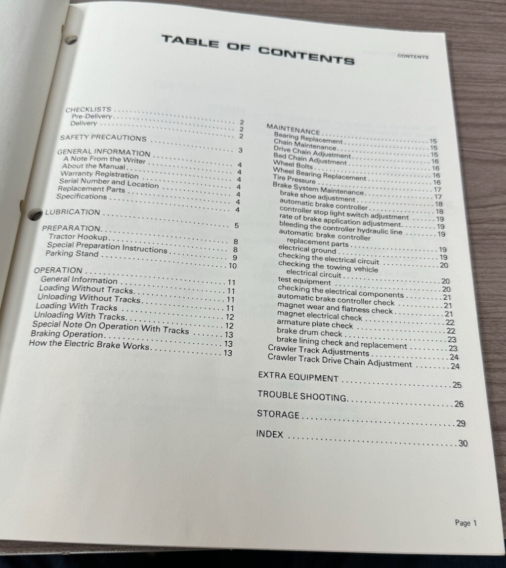 Hesston Farm Equipment StakMover 30 Operator’s Manual