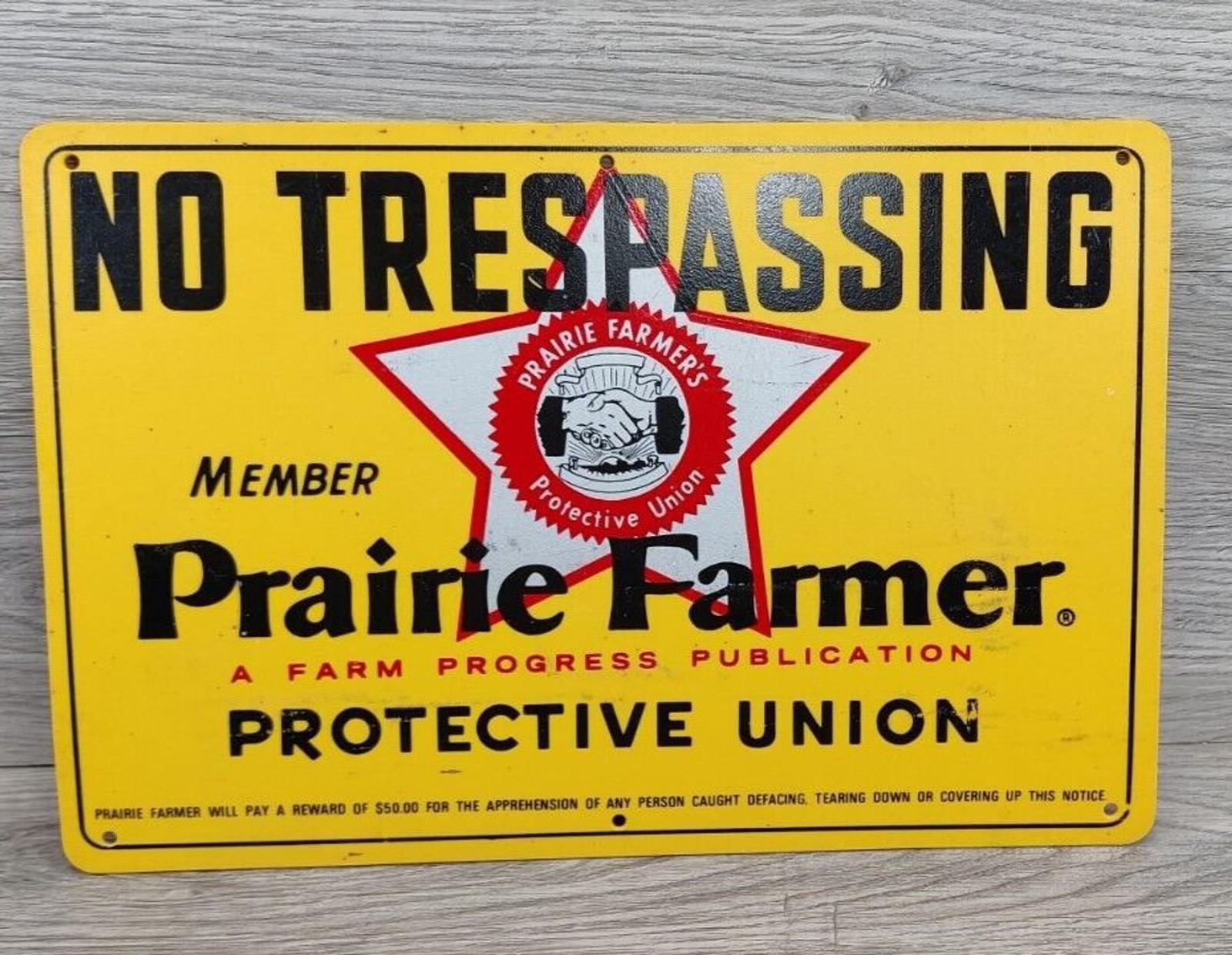 Vintage PRAIRIE FARMER PROTECTIVE UNION No Trespassing Sign 12″x8″ Plastic