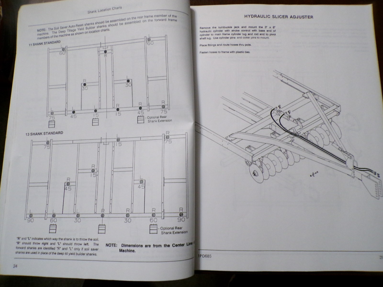 Farmhand YB8400 Yield Builder, model F552-B Operator’s/Parts Manual 1991