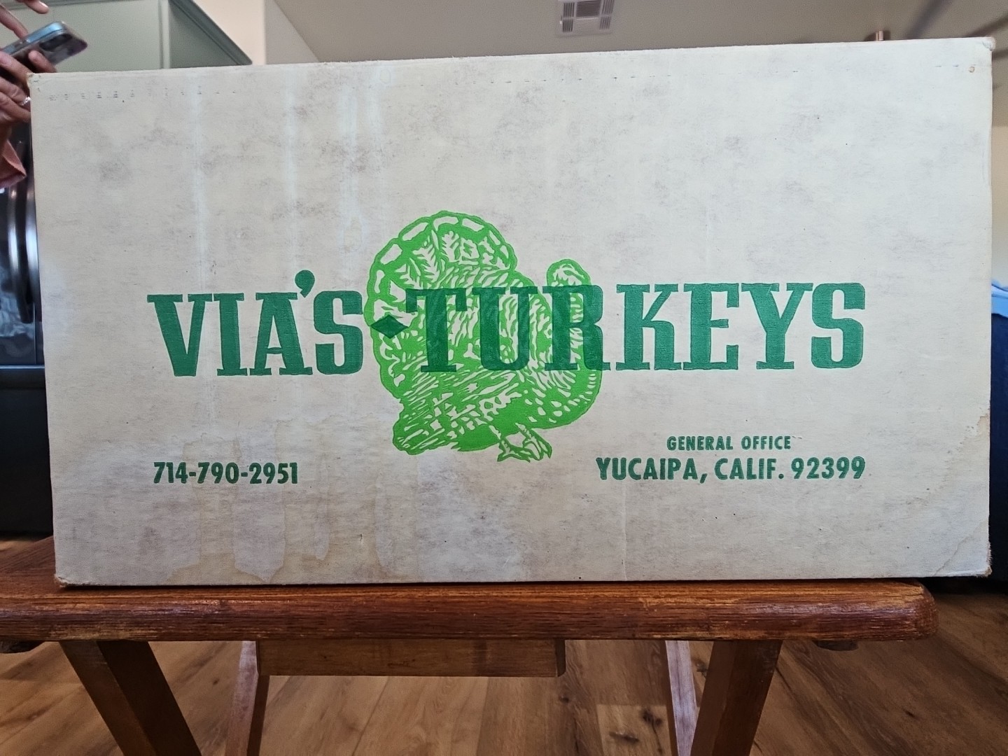 Vintage Cardbord Box Via’s Turkeys Yucaipa Ca. 17×11″ Good HANDLES 👍 1970’s