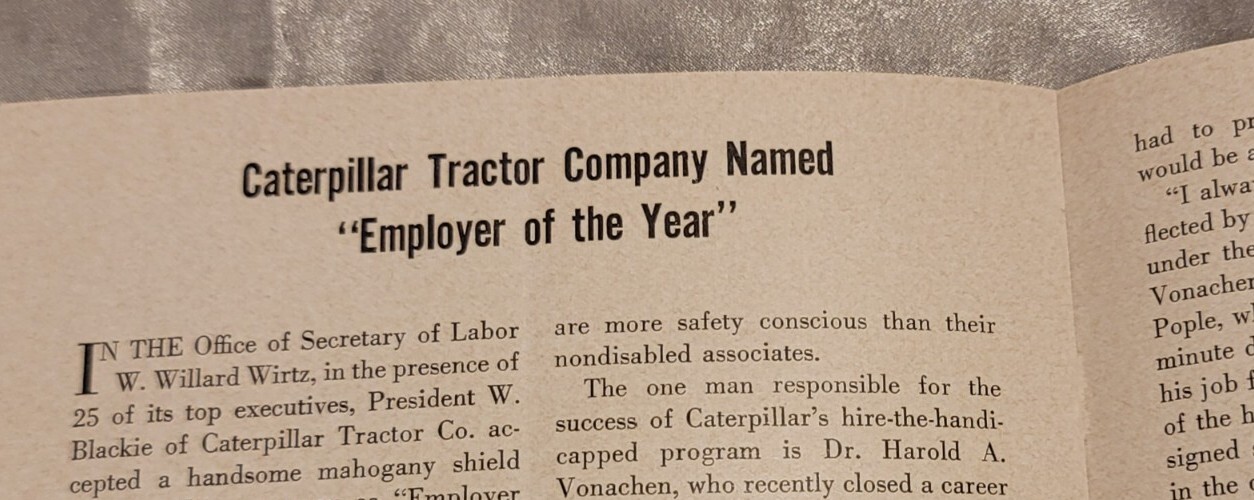 Vintage 1960s Caterpillar “EMPLOYER OF THE YEAR ” FROM PRESIDENT JOHNSON!! br9