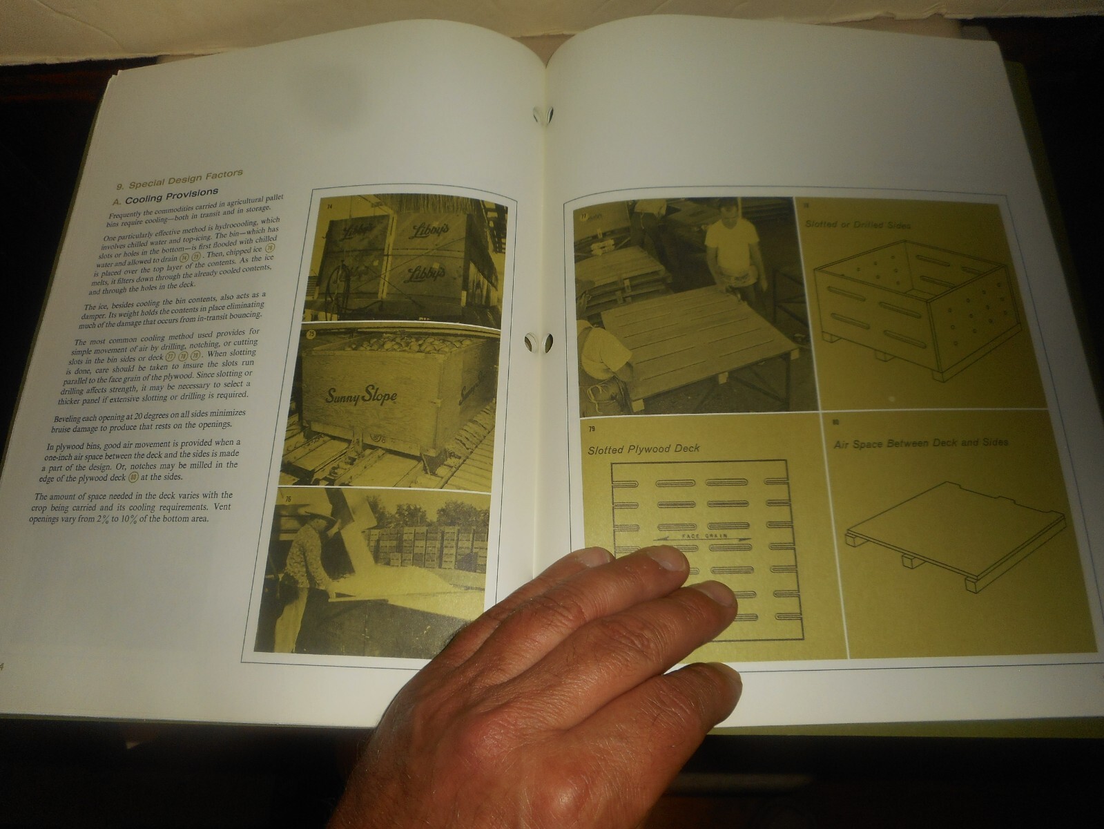 Plywood Pallet Bins for Agriculture 1968 Handbook Design Specifications Brochure