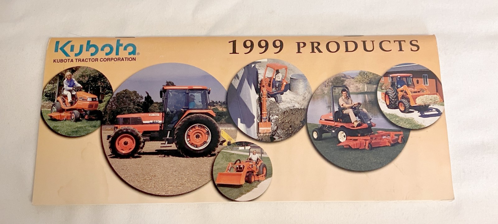 Kubota 1999 Products 48 pages Page Literature Guide 9″ x 4″ *STAINED*