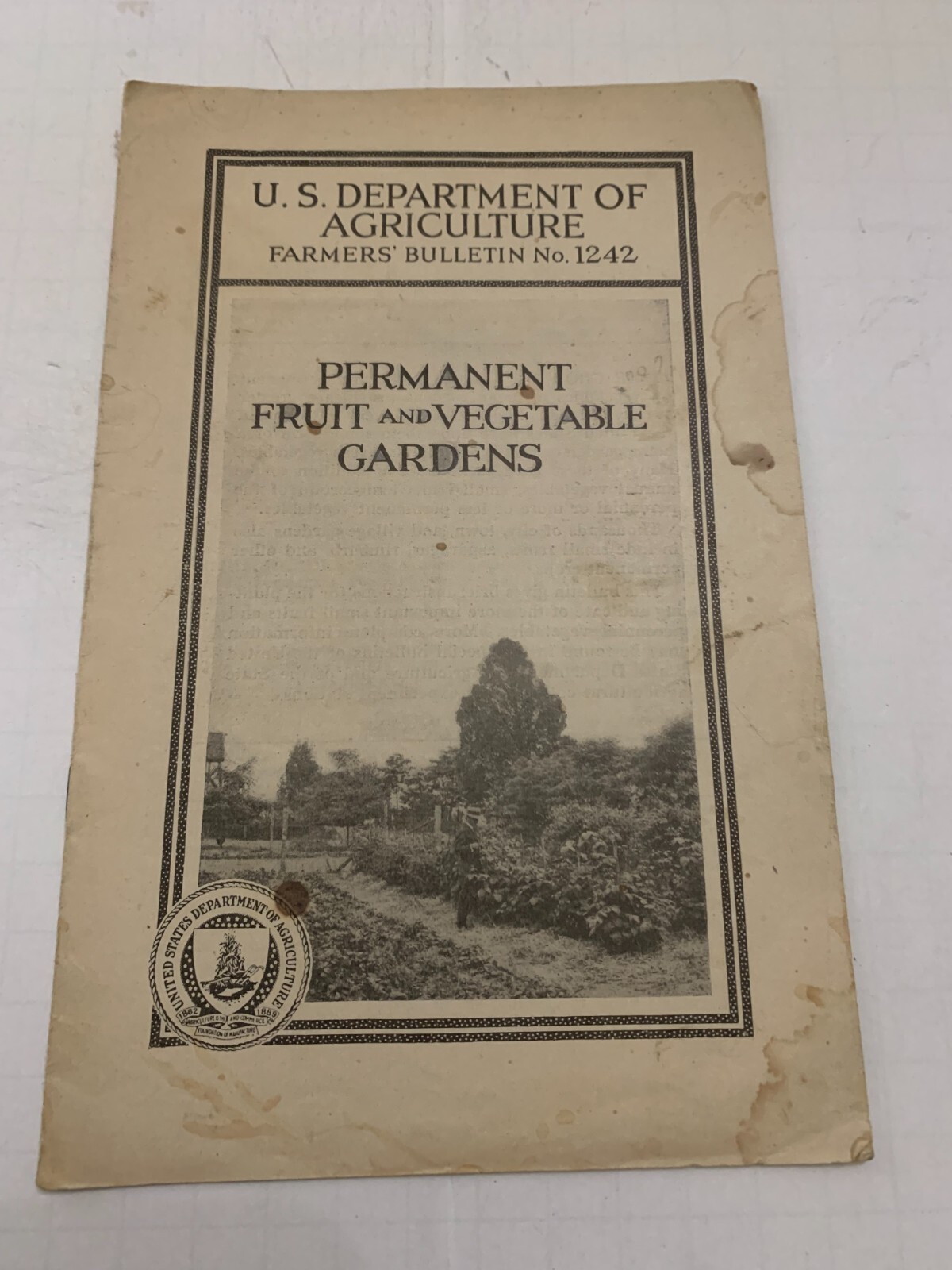 1930 US Department Of Agriculture Bulletin Permanent Fruit and Vegetable Gardens