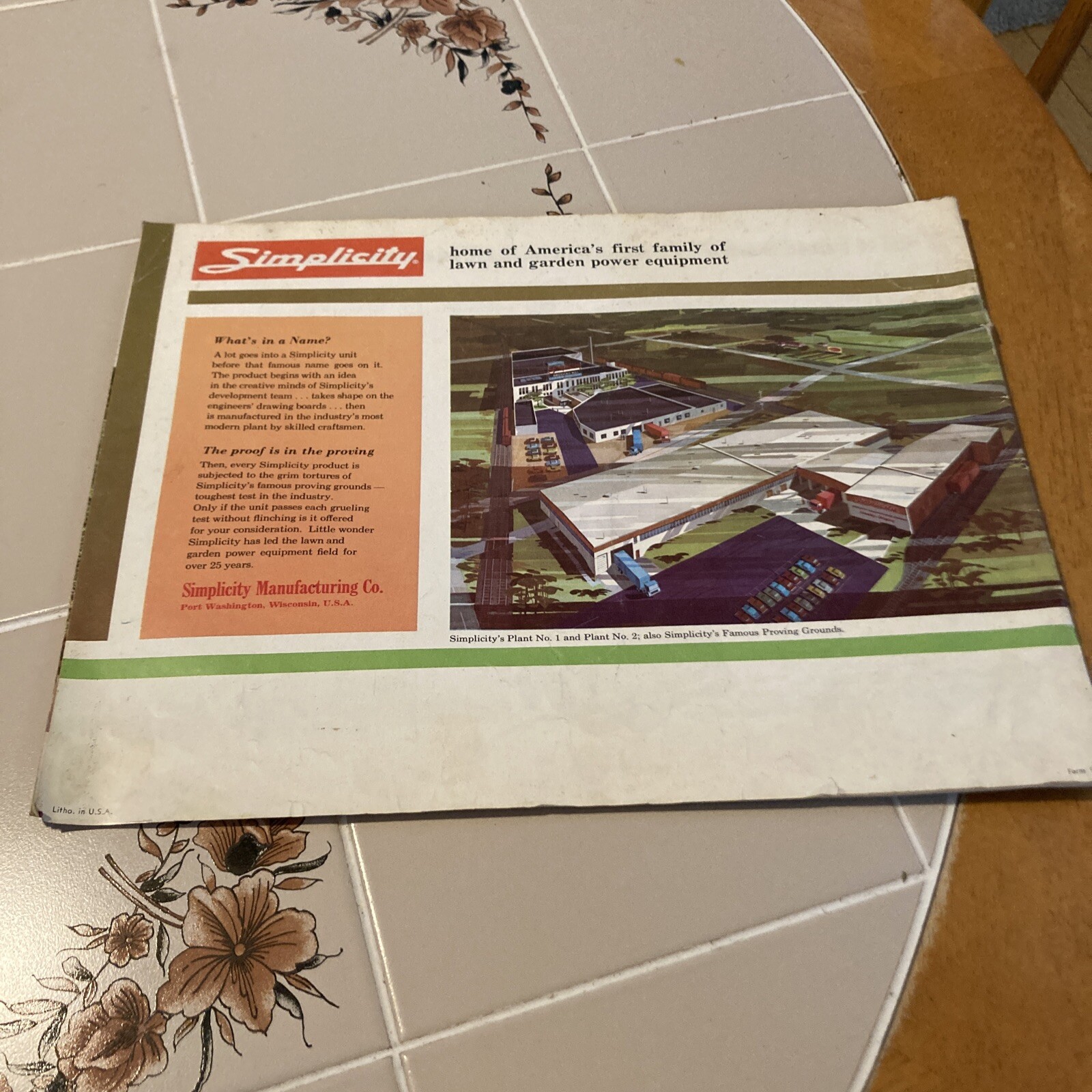 Simplicity Color 1966 Brochure …. Live The Life Of Simplicity Lawn Tractors