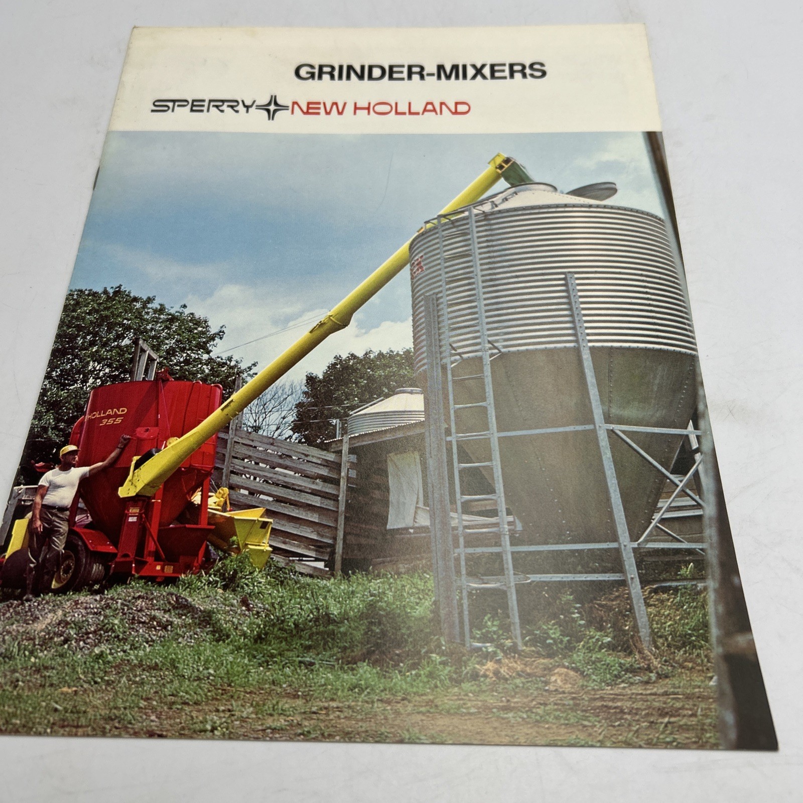 Sperry New Holland Grinder-Mixers