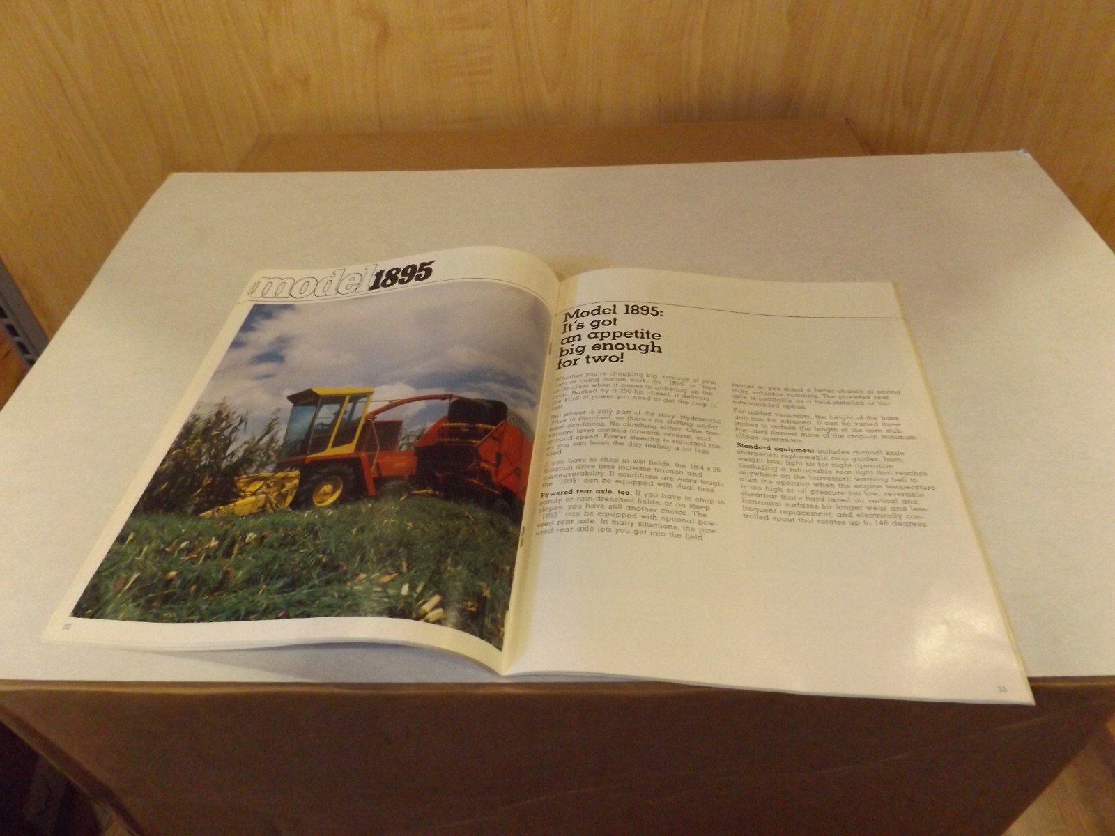 1978 SPERRY NEW HOLLAND FORAGE EQUIPMENT. LIT # 31000801 12/78