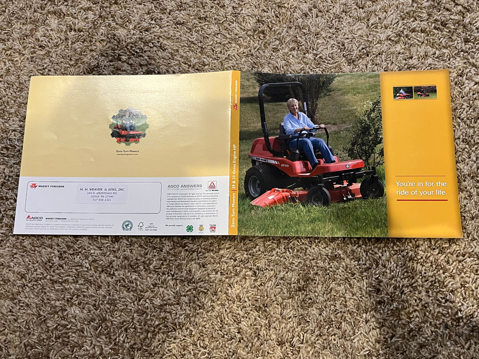 MASSEY FERGUSON BROCHURE ZERO-TURN MOWERS 29 & 33 GROSS ENGINE HORSEPOWER