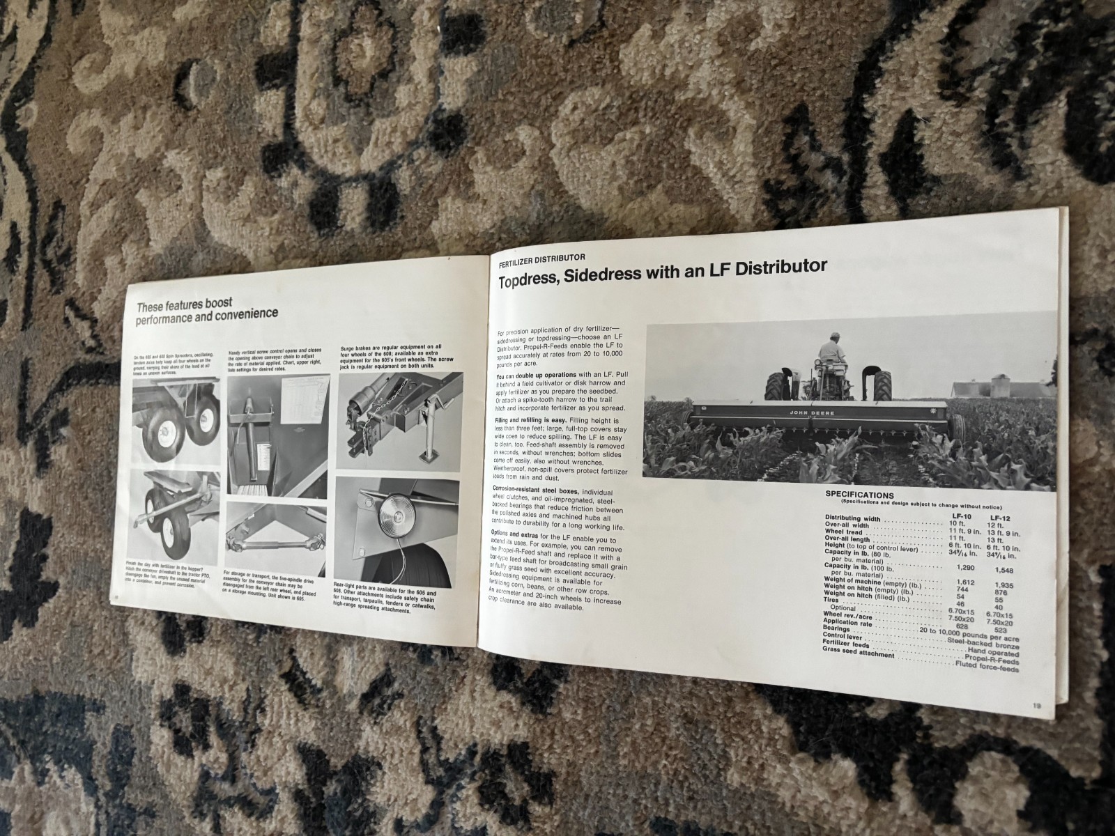 John Deere Material Handling & Feeding Equipment For 1971 Brochure DCPA26