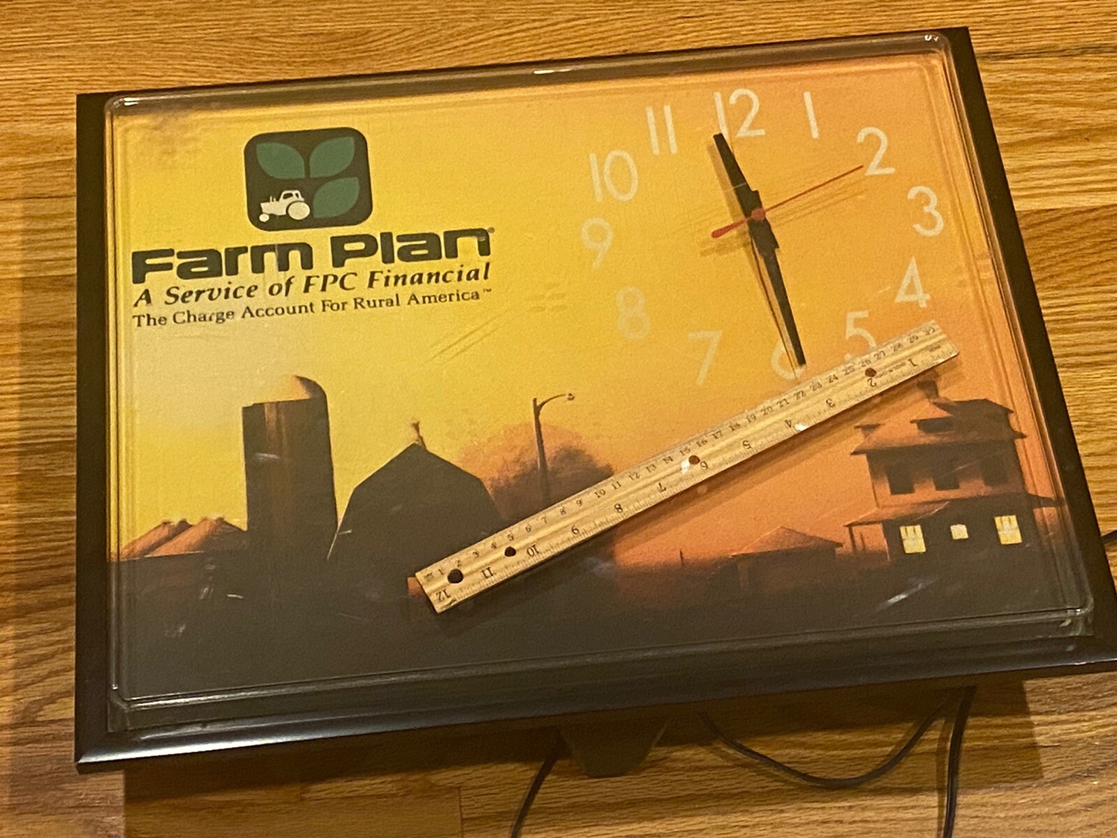 VINTAGE PLUG IN CLOCK SIGN -FARM PLAN FPC FINANCIAL CHARGE ACCOUNT RURAL AMERICA