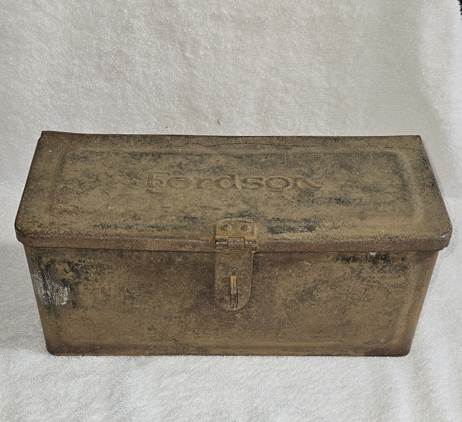 Vintage Fordson Tractor Tool Utility Box Embossed Lid Locking Clasp Early 1900’s