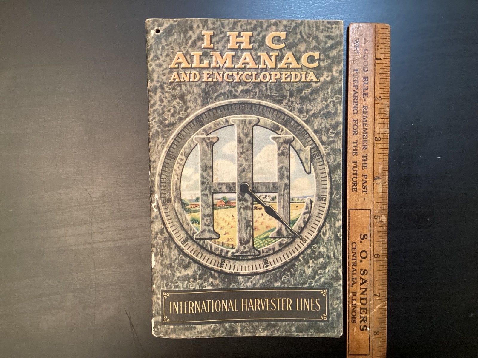 1913 INTERNATIONAL HARVESTER Lines Farmer’s ALMANAC and Encyclopedia