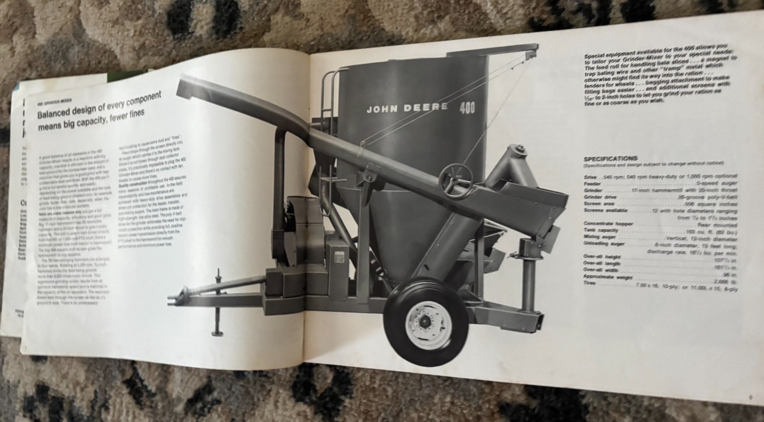 John Deere Material Handling & Feeding Equipment For 1971 Brochure DCPA26