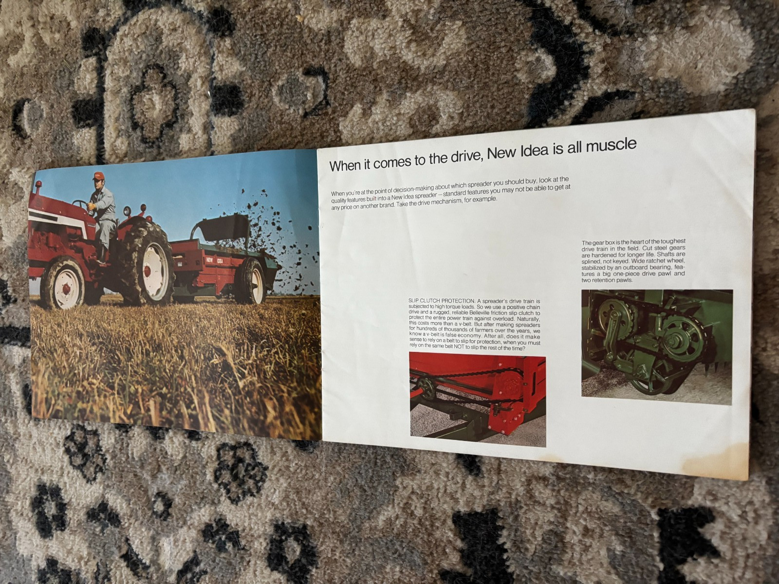 New Idea Manure Spreaders For 1971 Brochure DCPA26