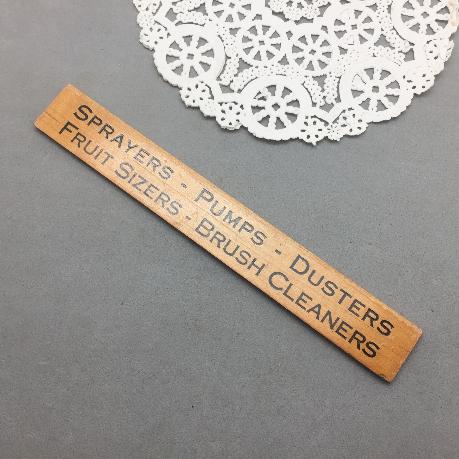 Friend Mfg Co Gasport New York Sprays Pumps Dusters Advertising Wood Rule 6″