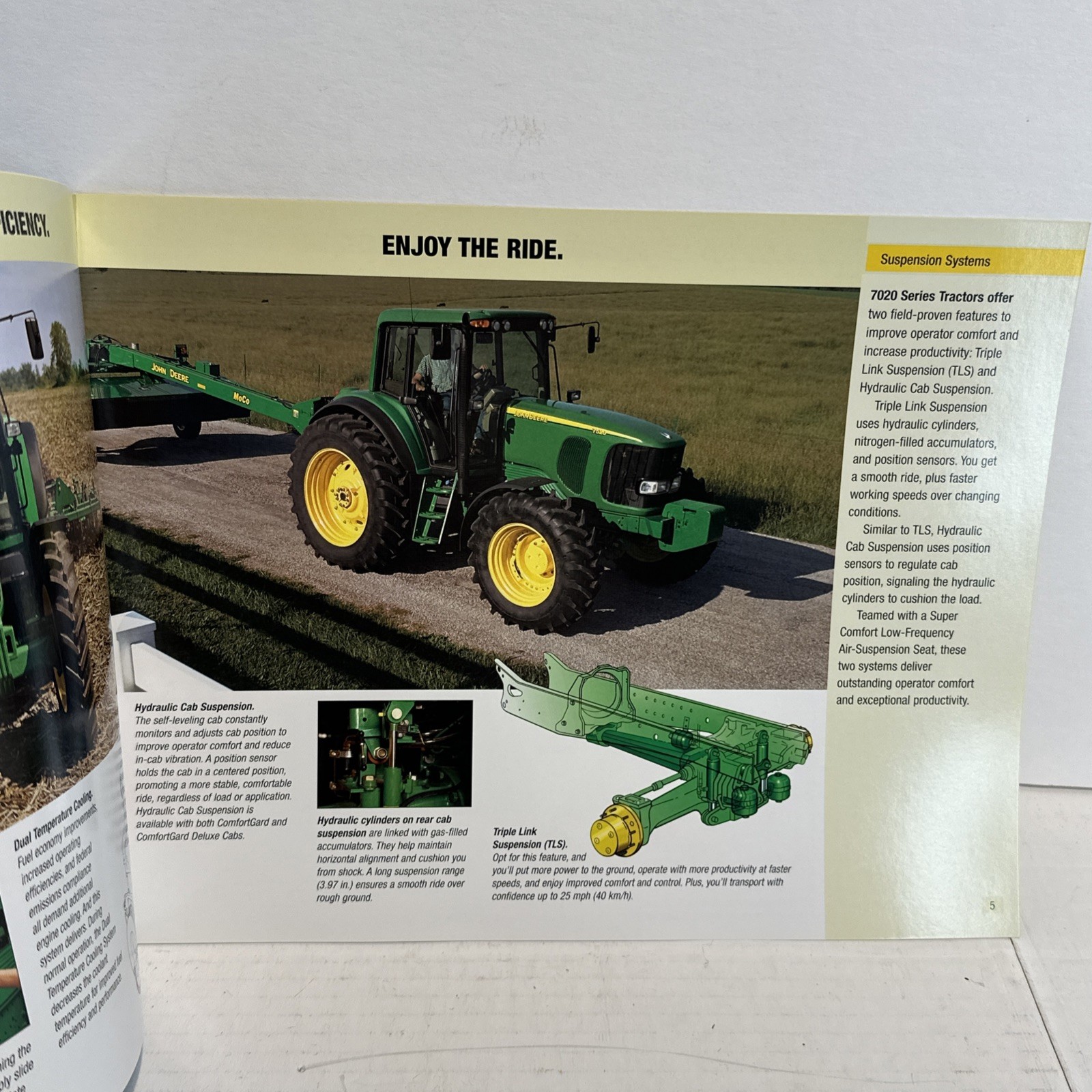 John Deere 7220 7320 7420 7520 Tractor for 2005 Brochure
