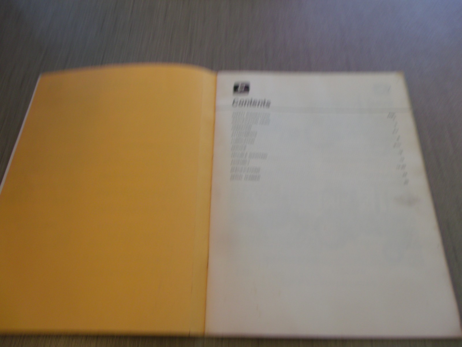 COLLECTIBLE JOHN DEERE 200 AND 650 HYDRAULIC CONTROLLED SCRAPERS OPERATOR MANUAL
