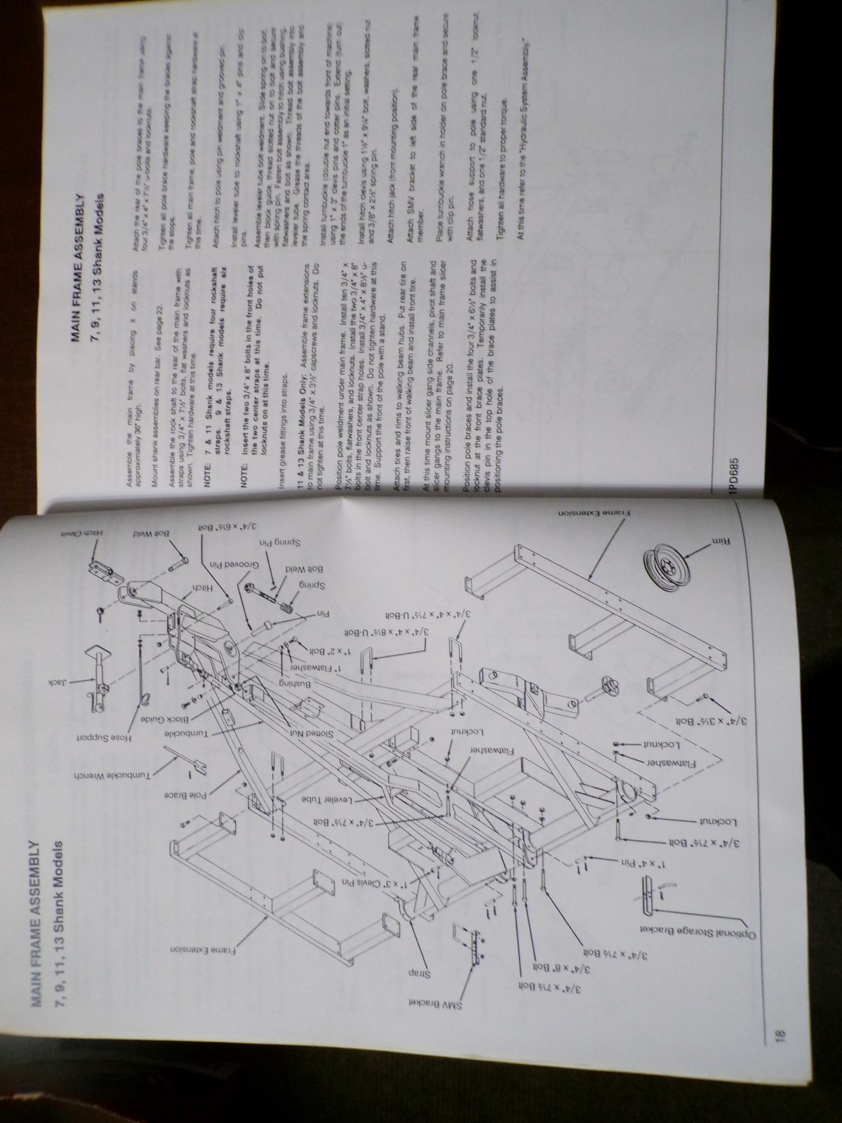 Farmhand YB8400 Yield Builder, model F552-B Operator’s/Parts Manual 1991