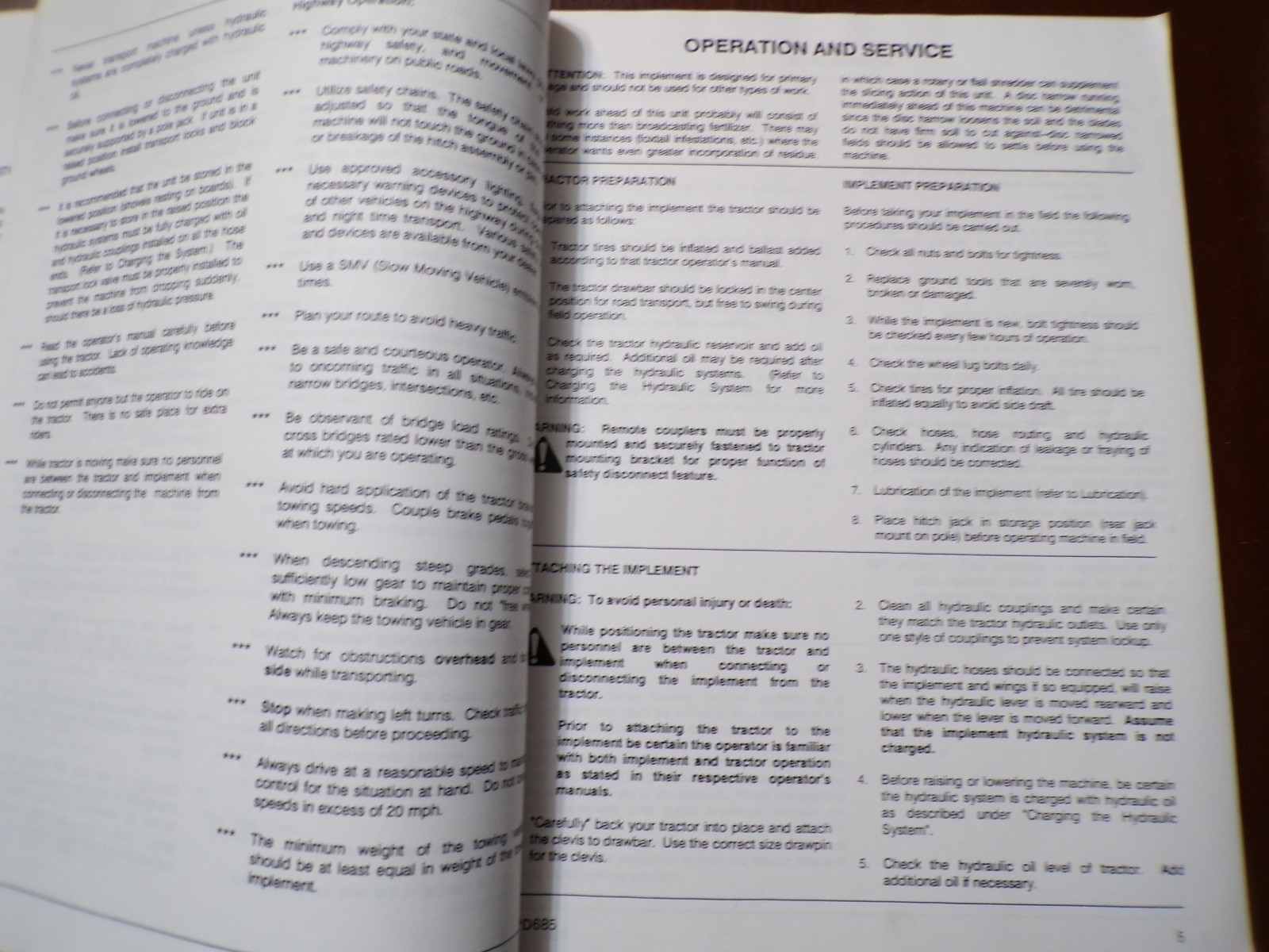 Farmhand YB8400 Yield Builder, model F552-B Operator’s/Parts Manual 1991
