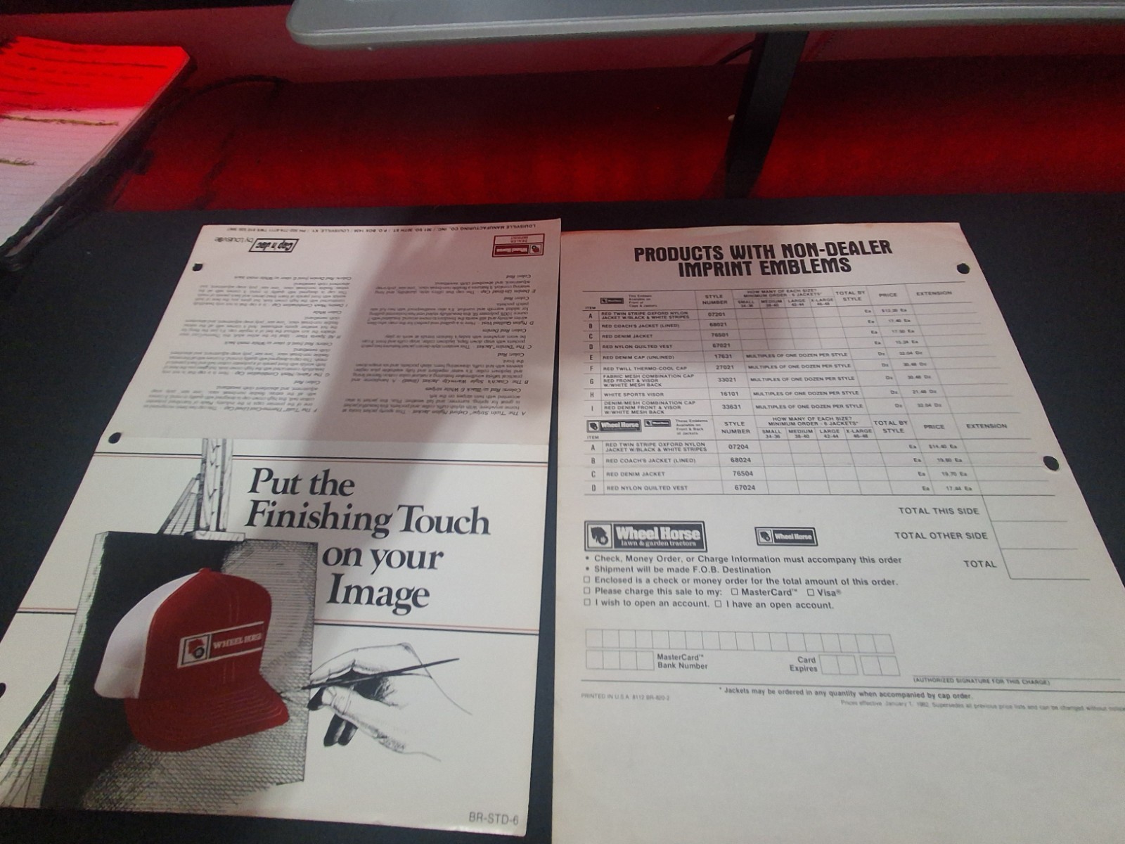1982 VINTAGE WHEEL HORSE APPAREL BROCHURE