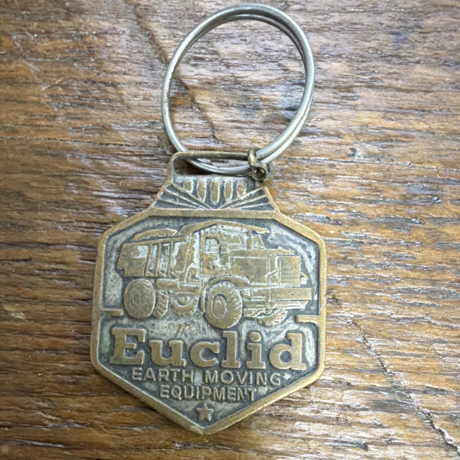 Euclid Earth Moving Equipment Advertising Keychain Gold Silver Agriculture