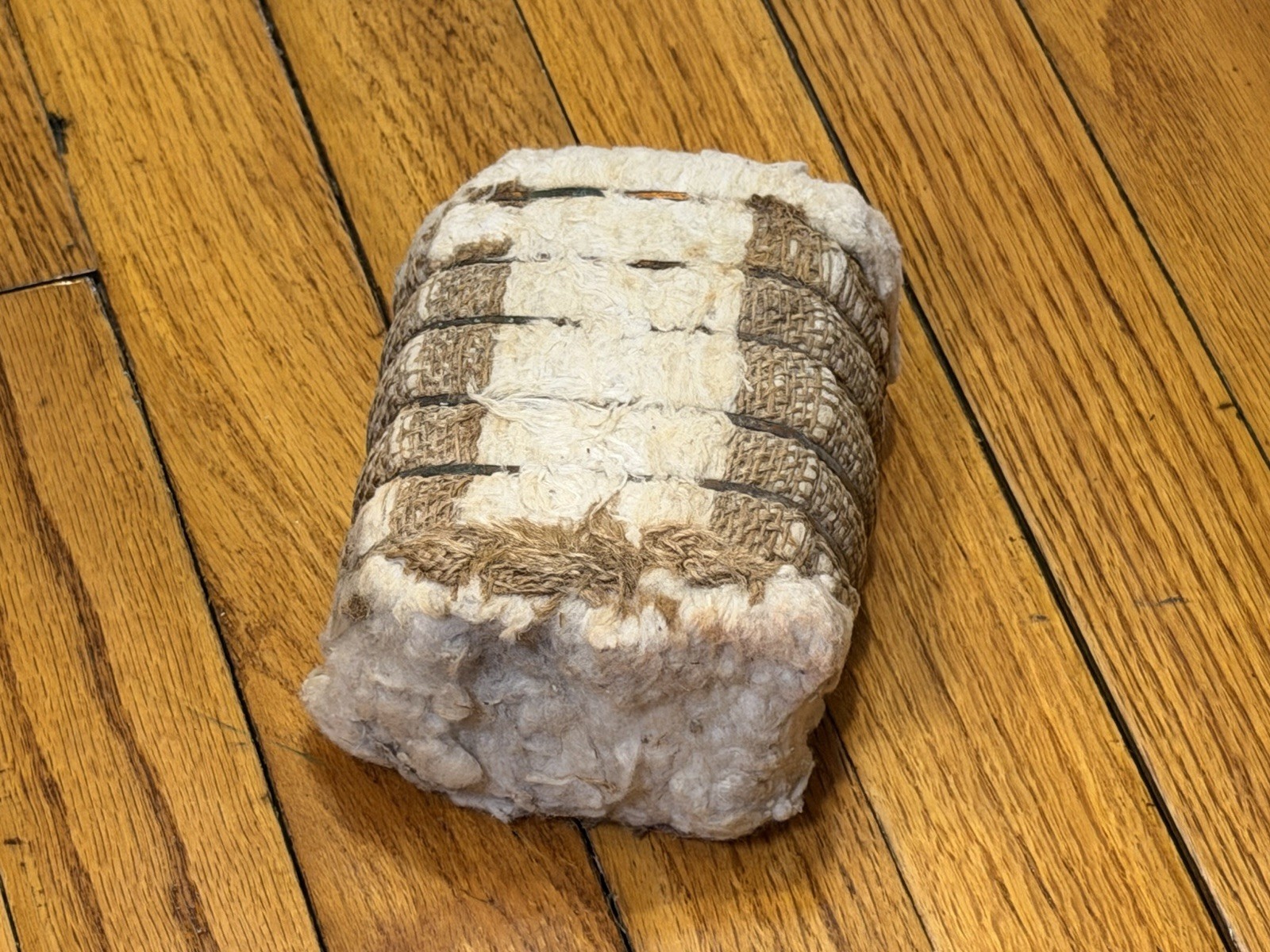 Vintage Miniature Texas Cotton Bale – 5.5″ Real Cotton & Burlap Display Replica
