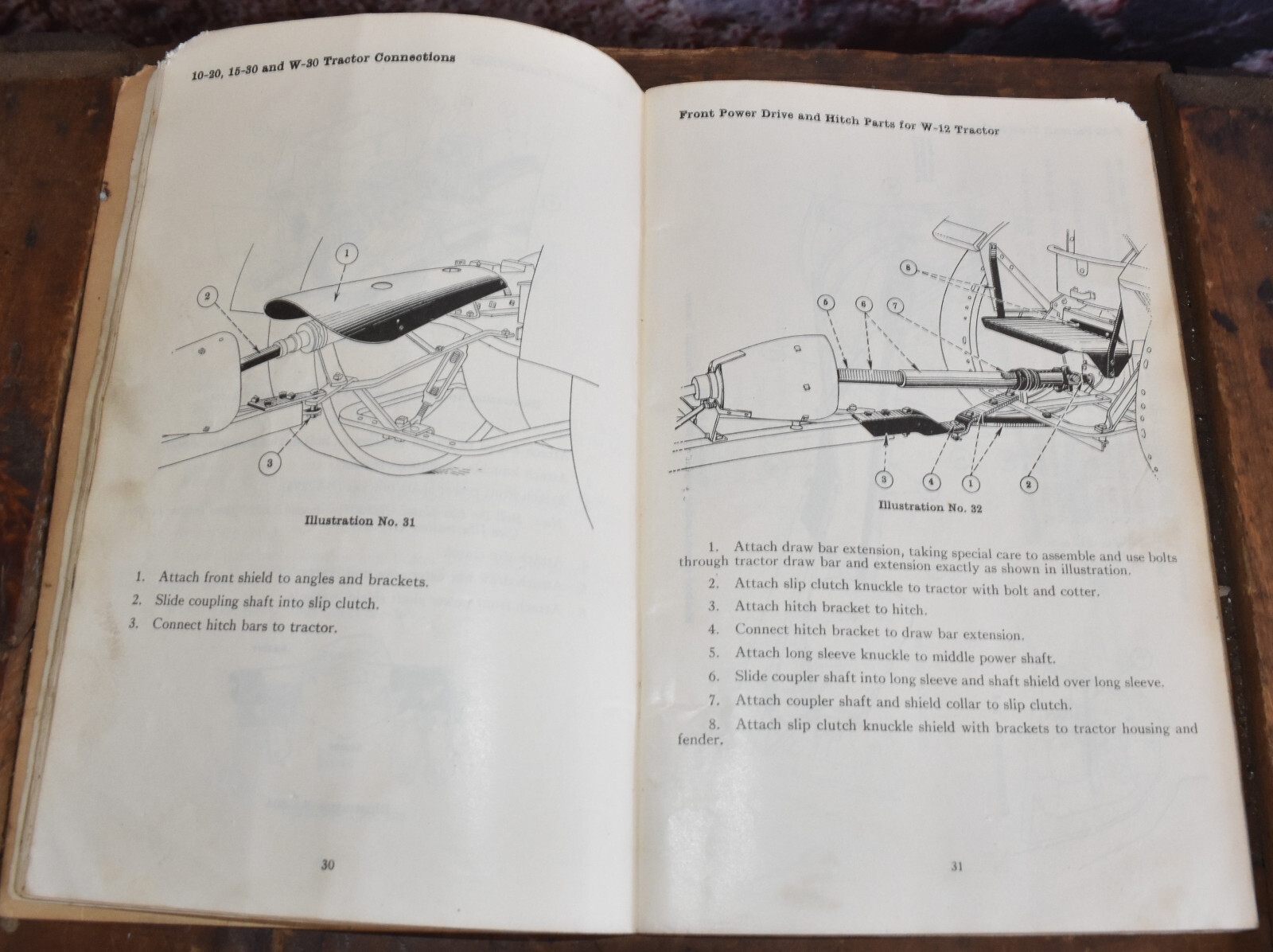 McCormick Deering International Harvester Enclosed Gear Tractor Binder 4E Manual