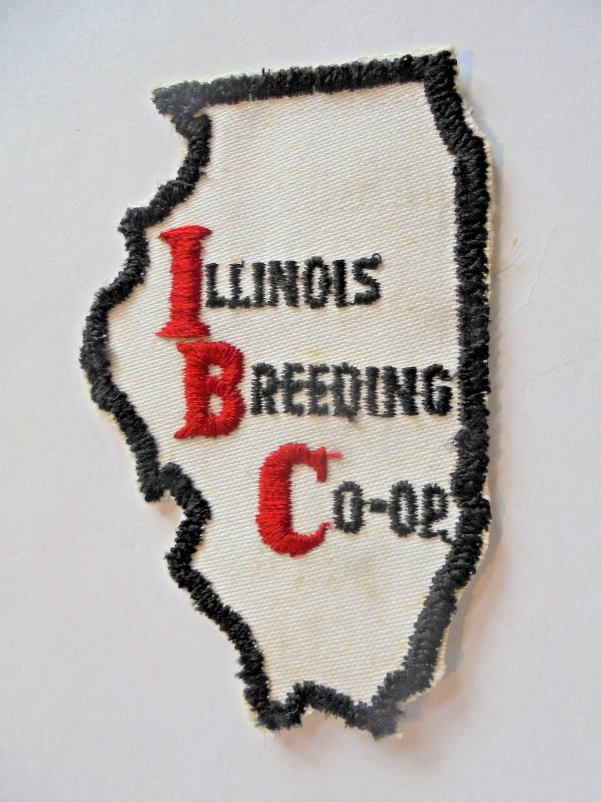 Cool Vintage IBC Illinois Breeding Co-op Agriculture Advertising Cloth Patch