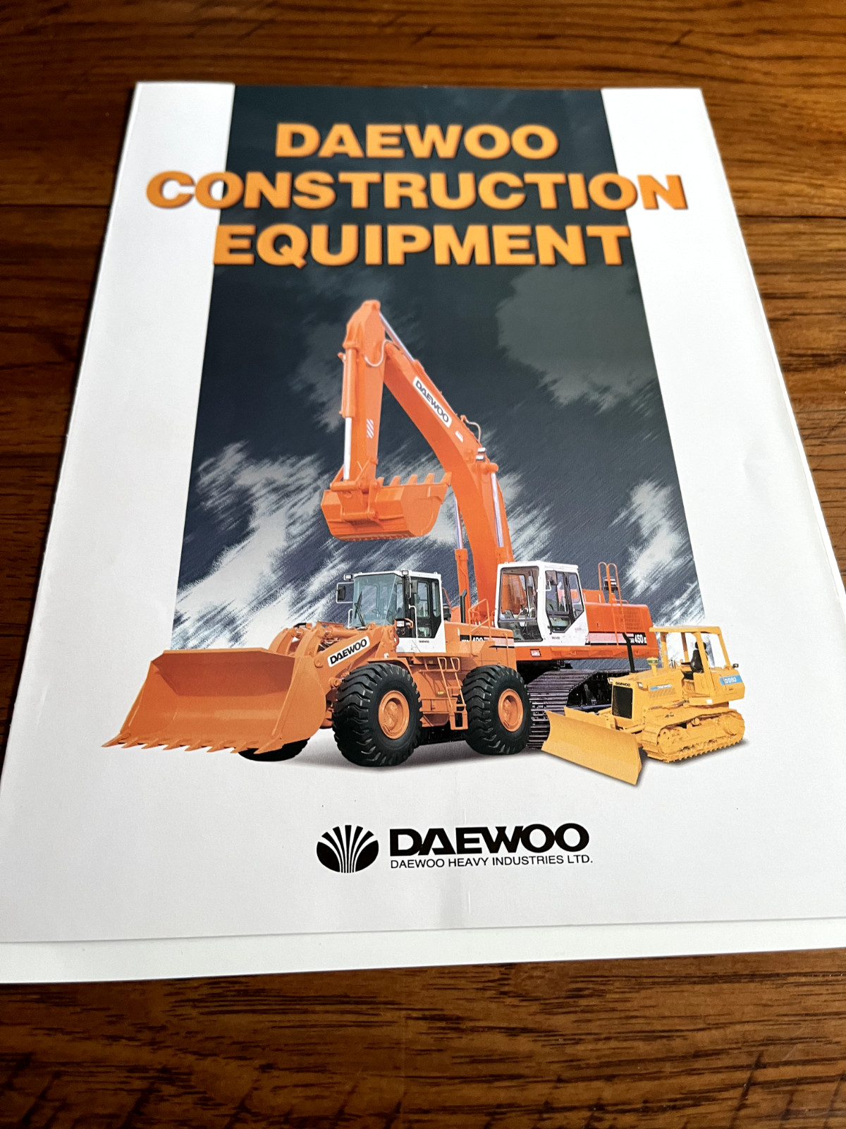 Daewoo Construction Equipment For 1997 Brochure BAOH