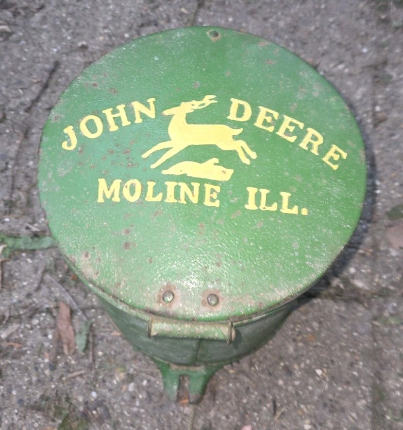 John Deere Moline ILL Cast Iron Corn Planter Seed Box & Lid Farm Sign Y2596 – B