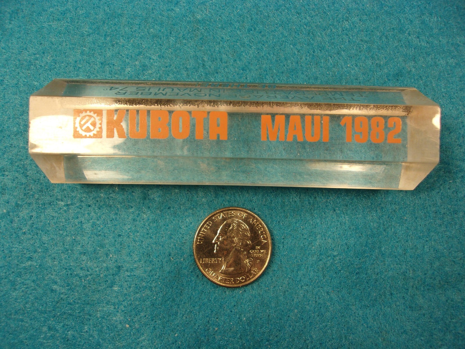 NEAT OLD VTG ACRYLIC? SALES CONTEST(?) PAPERWEIGHT “KUBOTA (TRACTORS) MAUI 1982”
