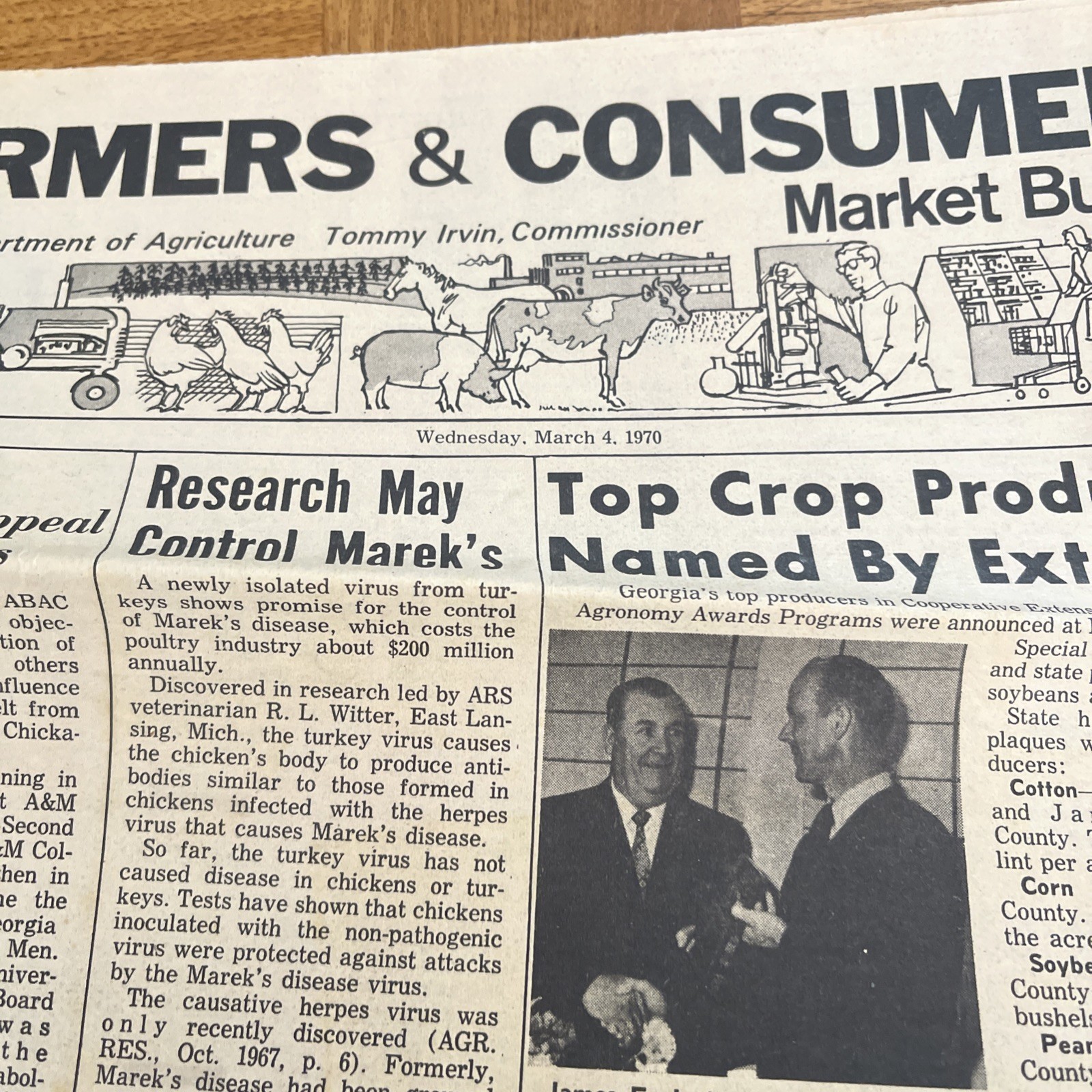 Farmers Almanacs 1968, 1969 2011 , Farmers & Consumers Market Bulletin 1969 1970