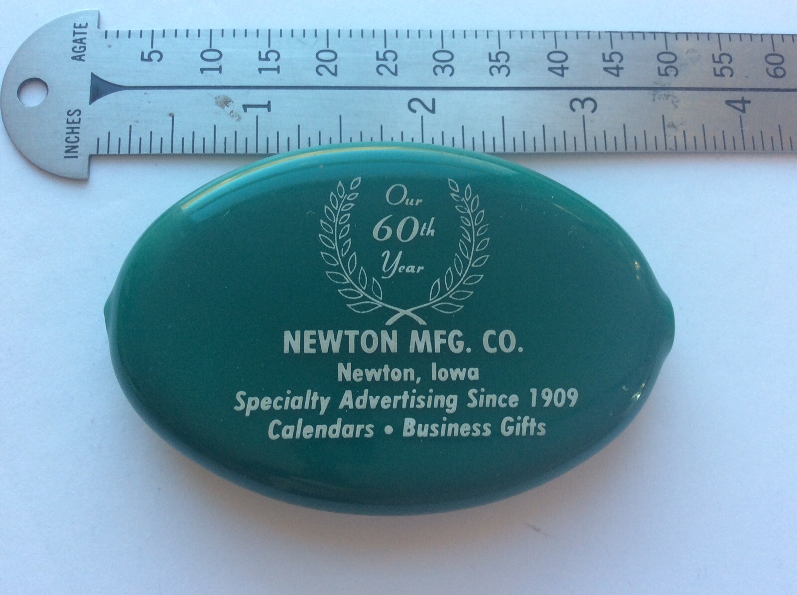 Vtg Newton Mfg Co. Ida Grove Iowa Green Advertising Coin Purse pouch Roy Smith