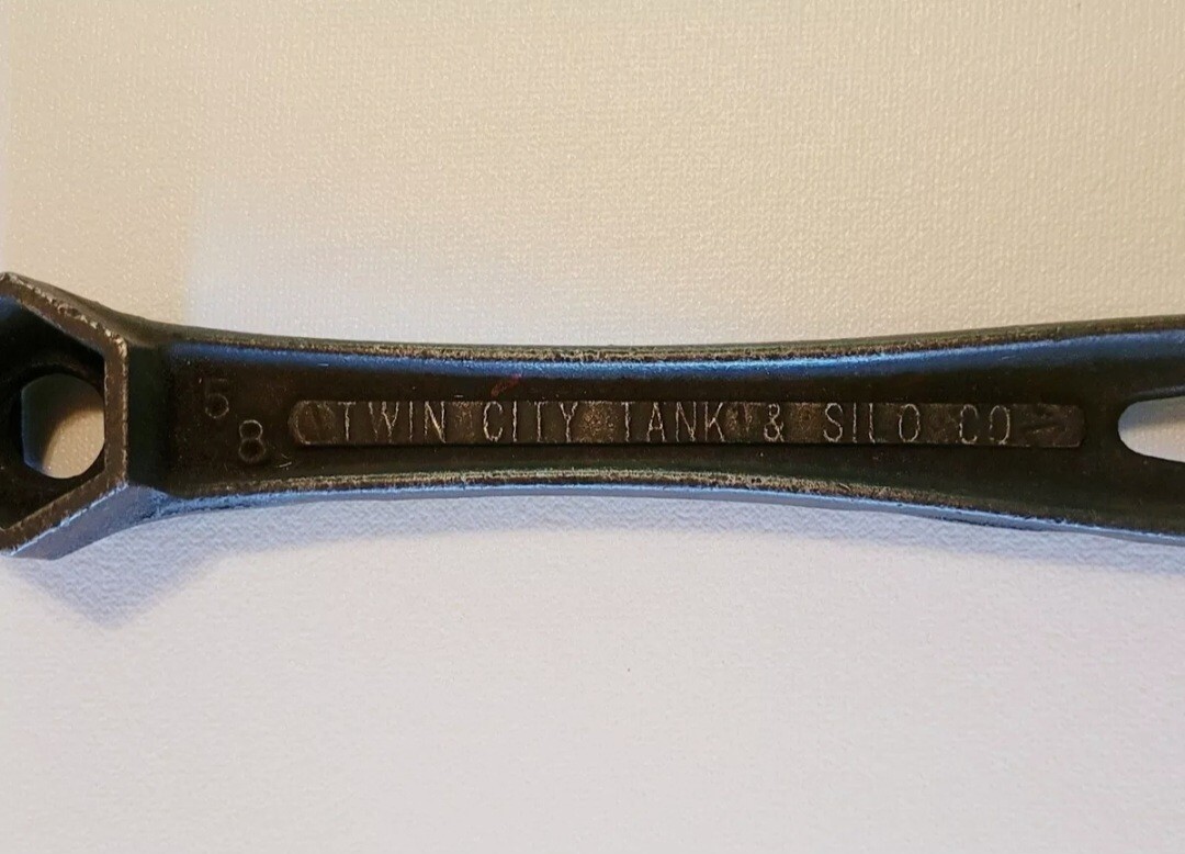 VTG TWIN CITY TANK & SILO Wrench FARM Industrial Bung Wrench MINN MN