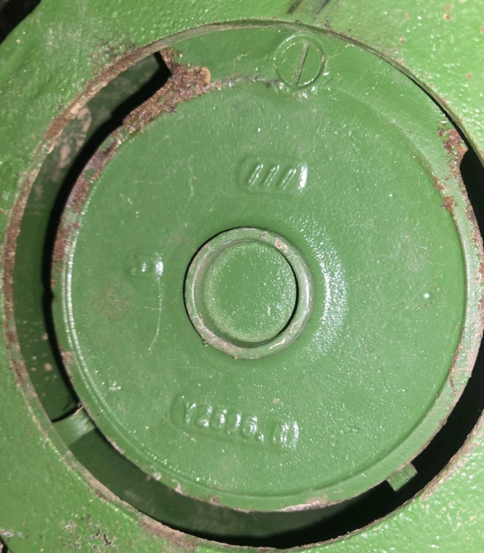 John Deere Moline ILL Cast Iron Corn Planter Seed Box & Lid Farm Sign Y2596 – B