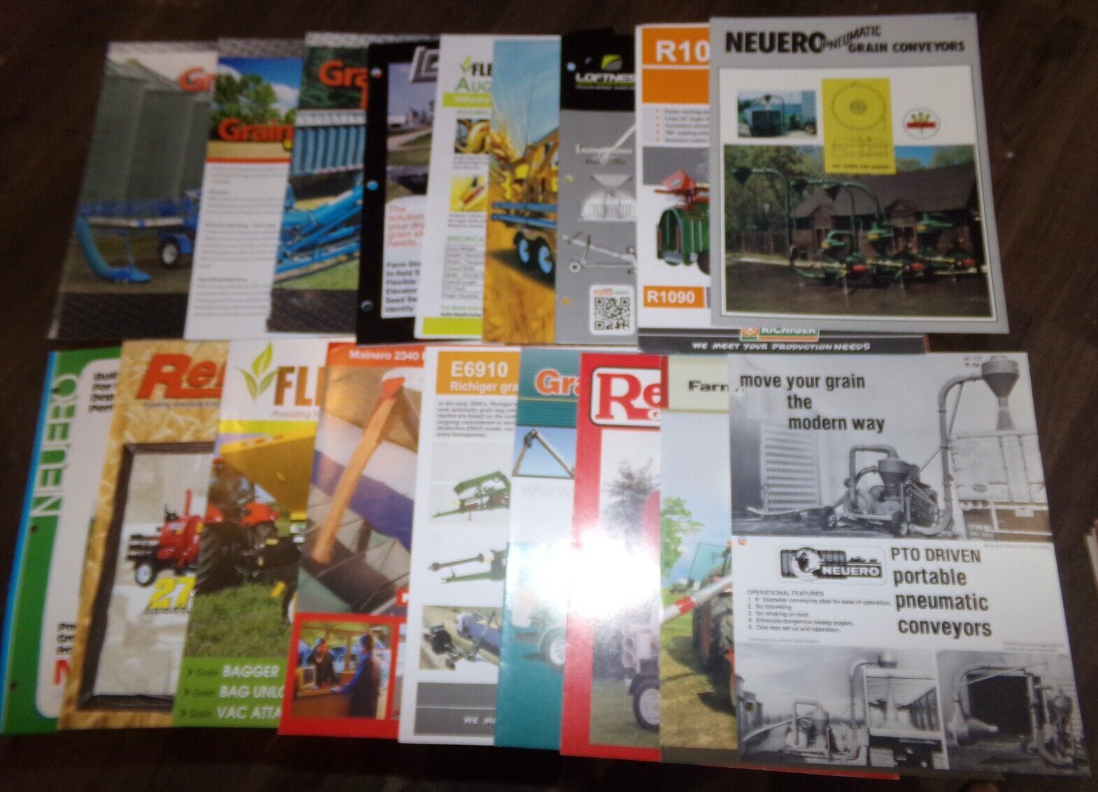 18-lot 1970’s-2010’s grain bagger + vac brochures in nice shape used