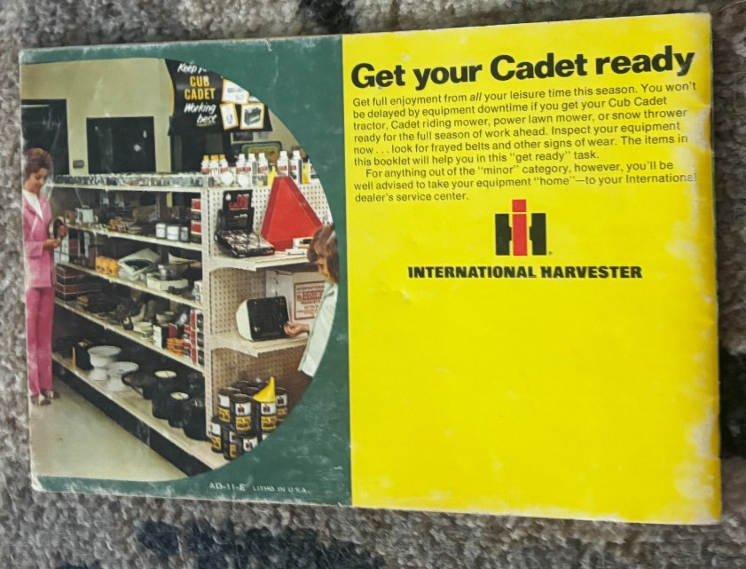 International Harvester Power Lawn Products Parts & Service 1976 Brochure DCPA26