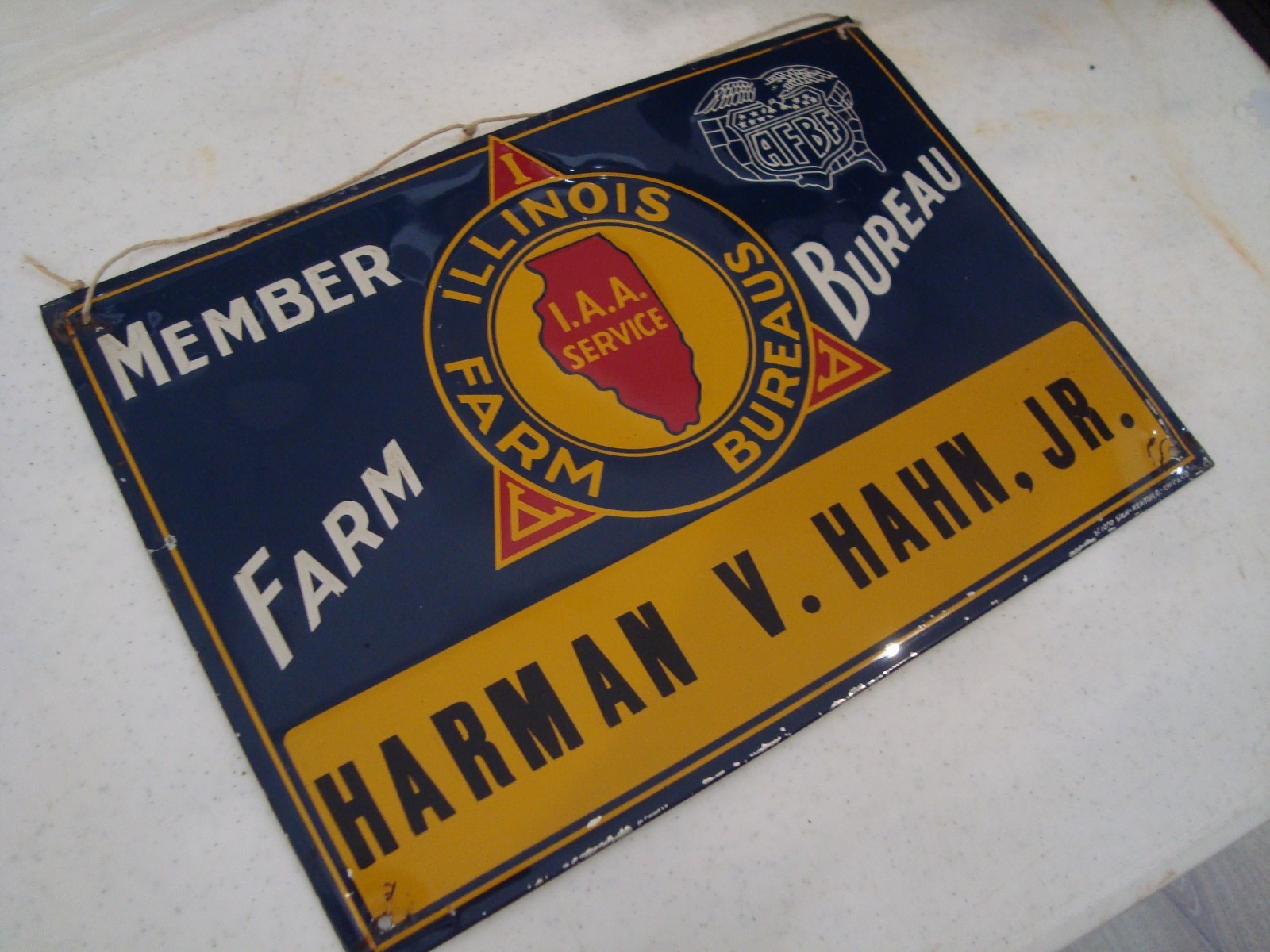 VINTAGE ILLINOIS FARM BUREAU MEMBER METAL SIGN – HARMAN V. HAHN JR. 13.5″ x 9.5″