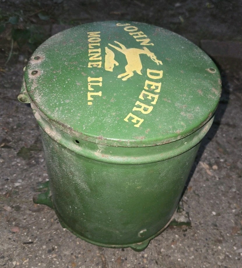 John Deere Moline ILL Cast Iron Corn Planter Seed Box & Lid Farm Sign Y2596 – B