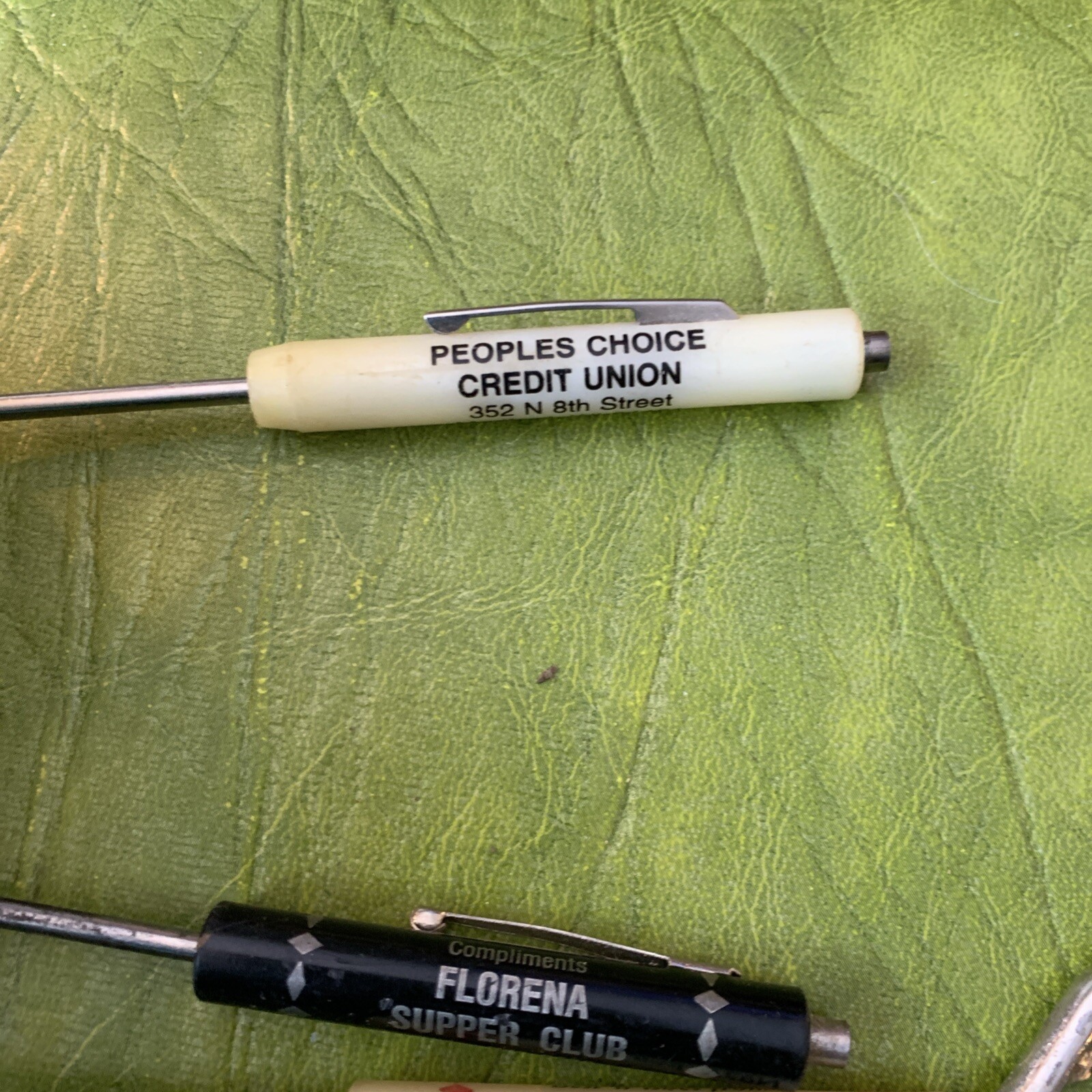 Vintage Wisconsin Pocket SCREWDRIVERS READY TOOL USA Philgas Blacksmith Paint