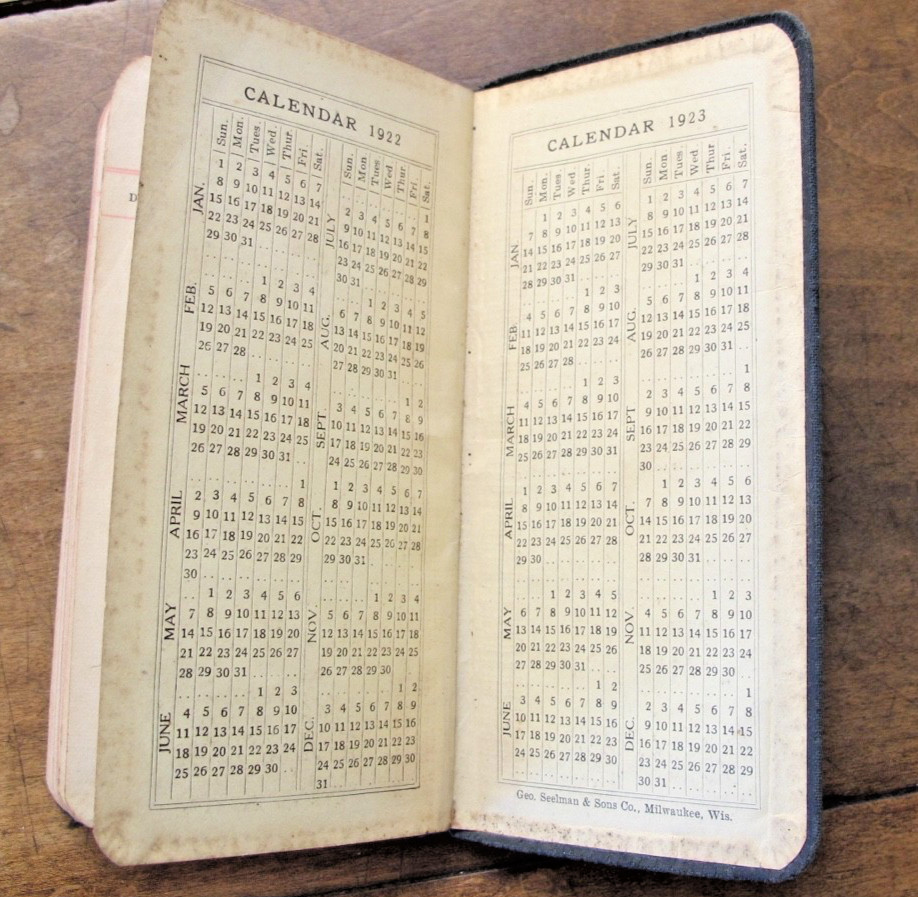 LOT OF VTG FARM POCKET LEDGERS AND GESTATION CHART ADVERTISING PROMOTIONS