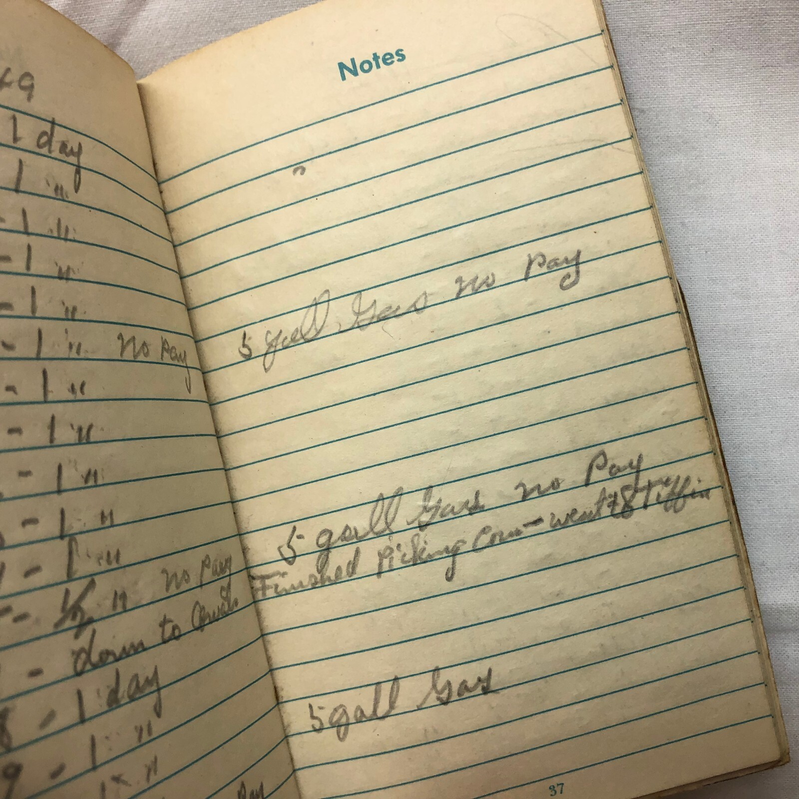 3 Vintage 1953 Farmers Pocket Notebooks Advertising Armour Swift’s Funk’s Hybrid