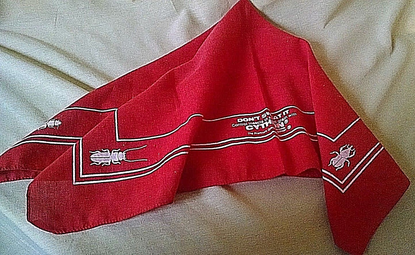 CYTHION SCARF RED WHITE CLOTH DON’T SWEAT IT STORED GRAIN AGRICULTURE PROMO.