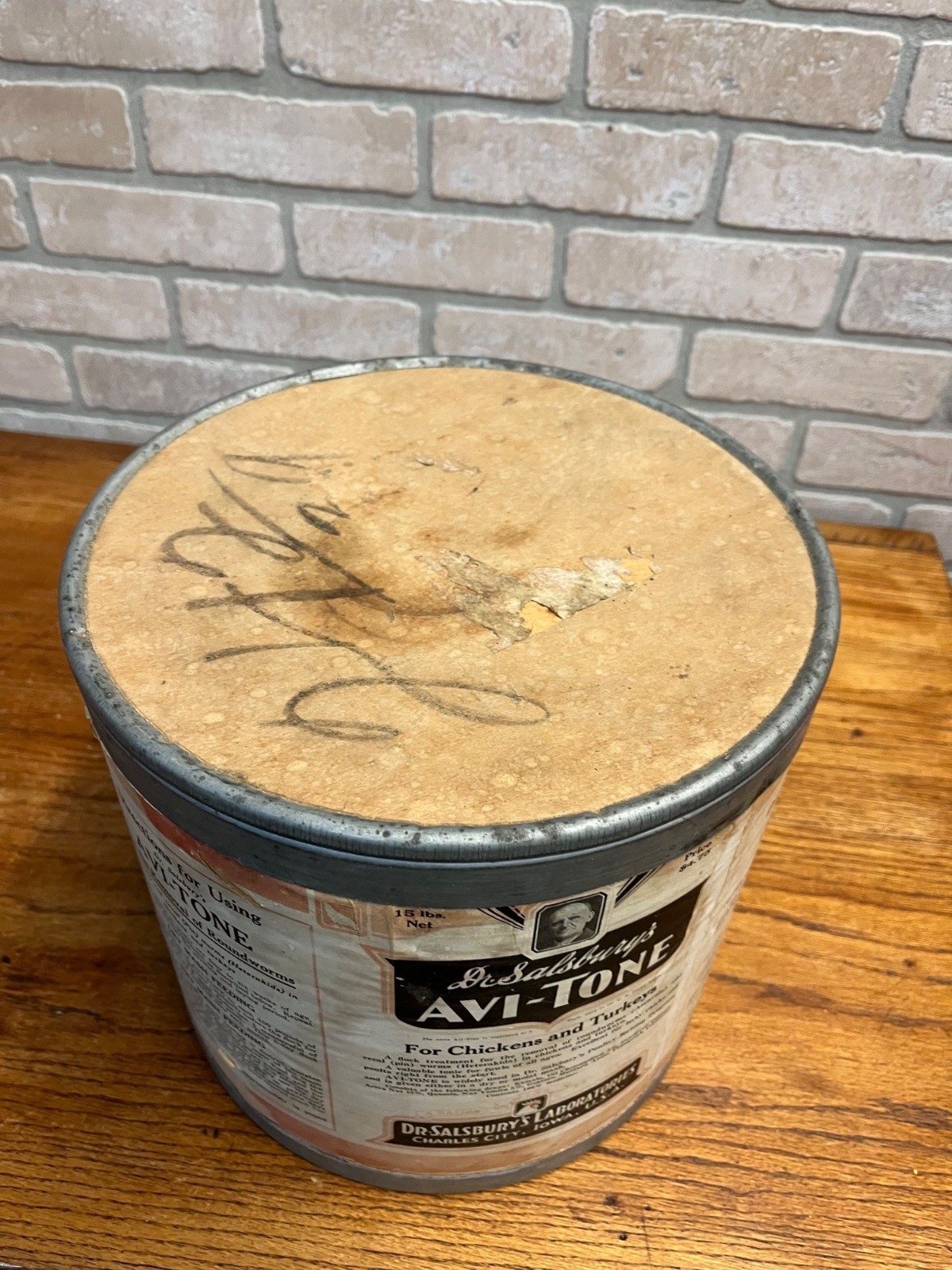 Vintage 1940s Dr. Salsbury’s Avi-Tone Poultry Feed Treatment Advertising Can