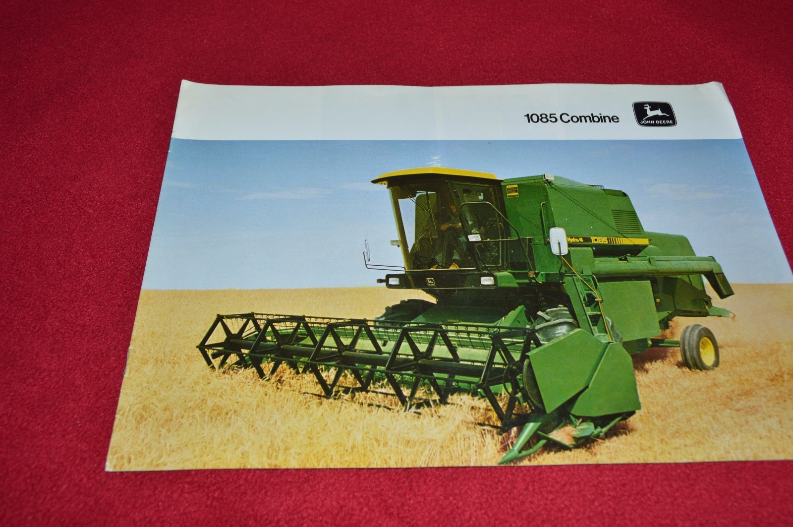 John Deere 1085 Combine In English Dealer’s Brochure YABE14