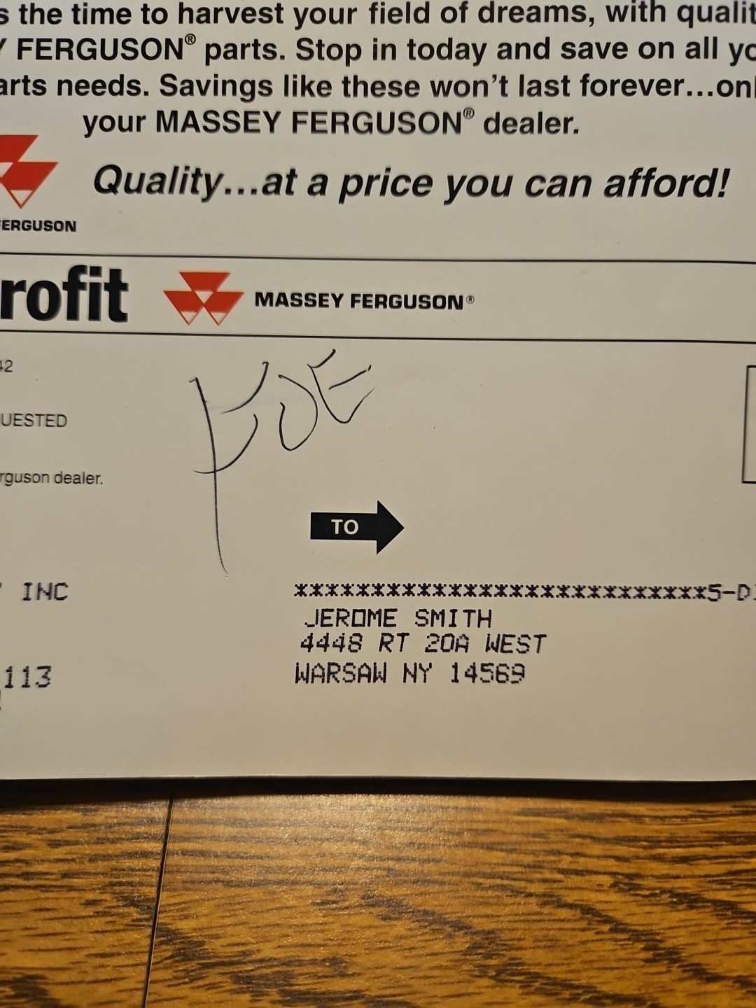 Massey Ferguson Farm Profit Magazine For Fall 1995 Brochure MF 8570 Combine