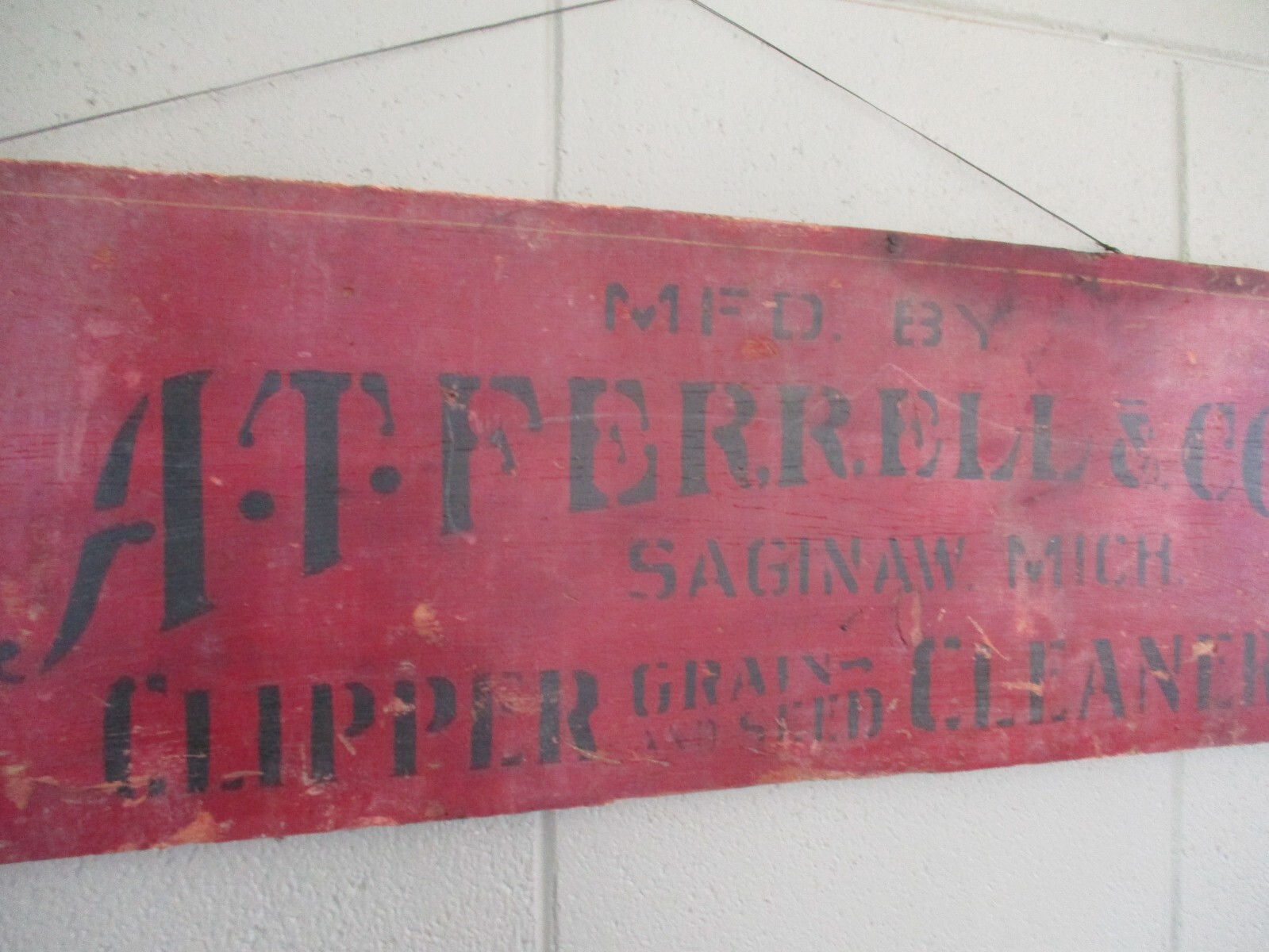 A.T.FERRELL & CO. CLIPPER & GRAIN CLEANER 1800’S WOOD SIGN SAGINAW MICHIGAN RARE