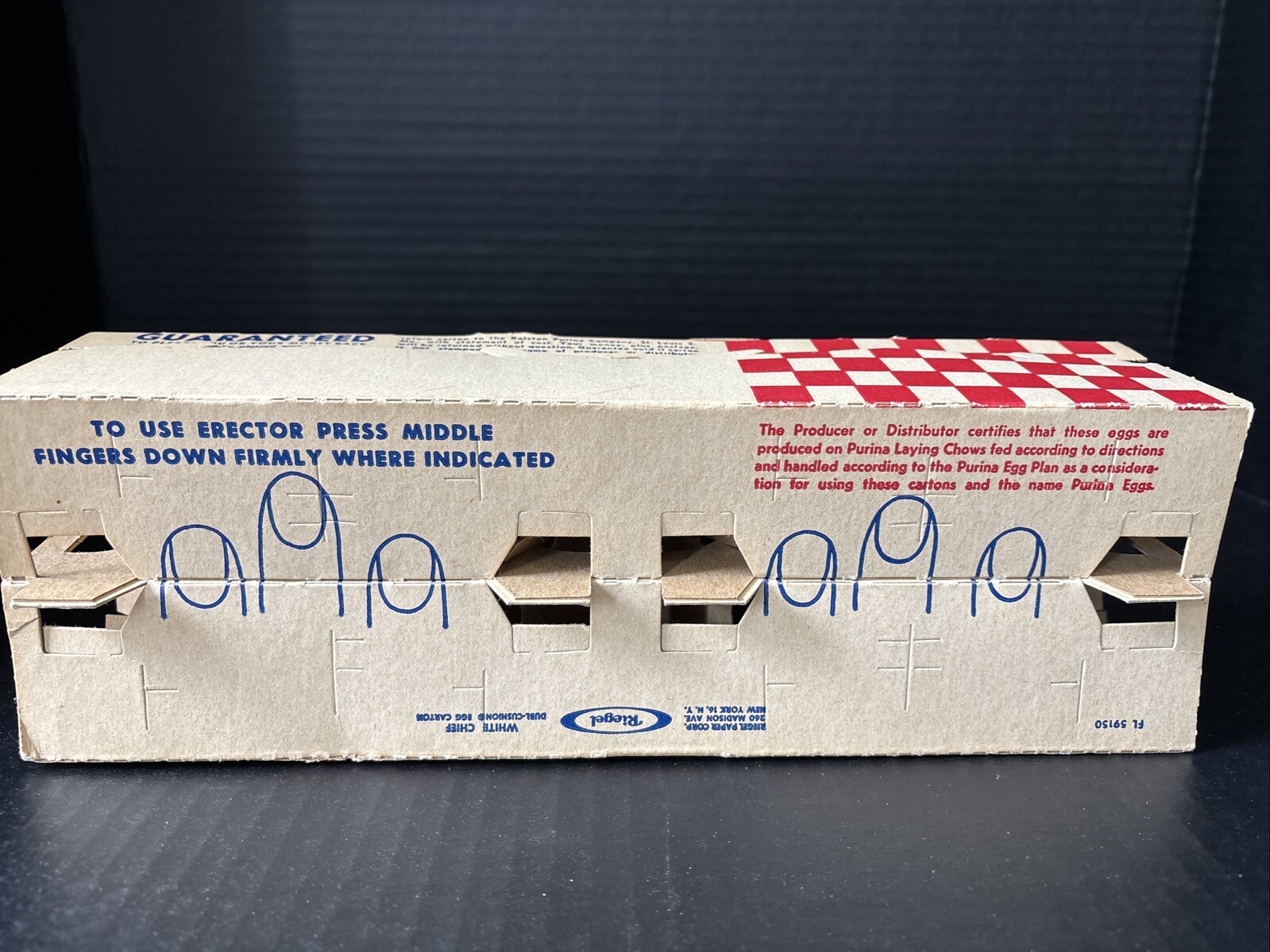 VINTAGE PURINA CAGE EGGS 1DOZEN PAPER CARTON-NEW YORK 16 N.Y.