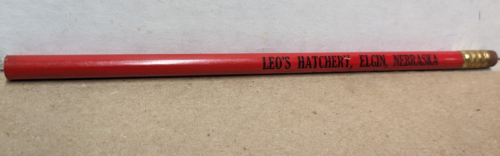Vintage Leo’s Hatchery Leo Eischeid, Prop. Elgin NE Pencil Quality Chicks Feeds