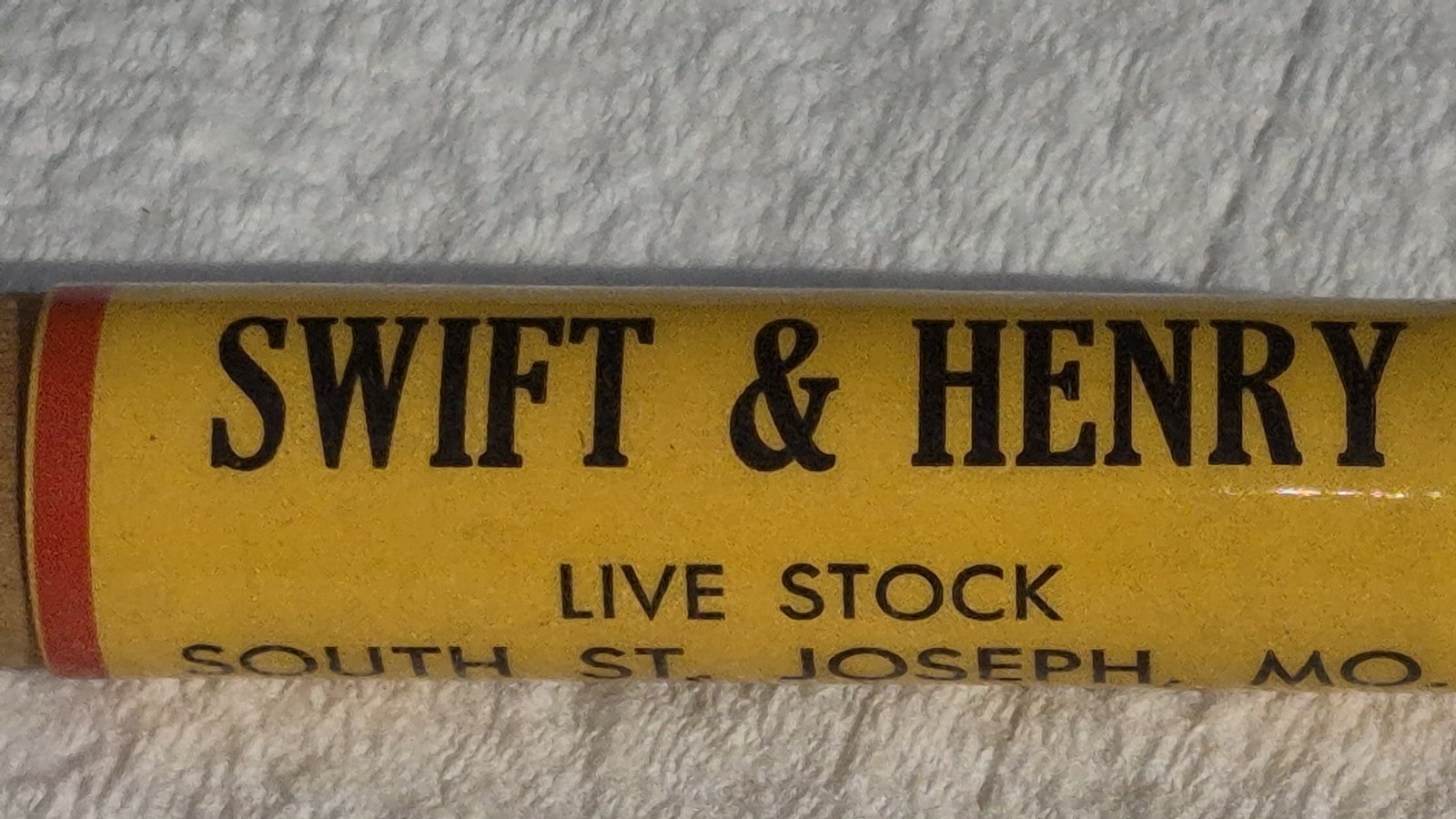 “SWIFT & HENRY Live Stock South St. Joseph Mo. Commission Co.”WOOD Bullet Pencil